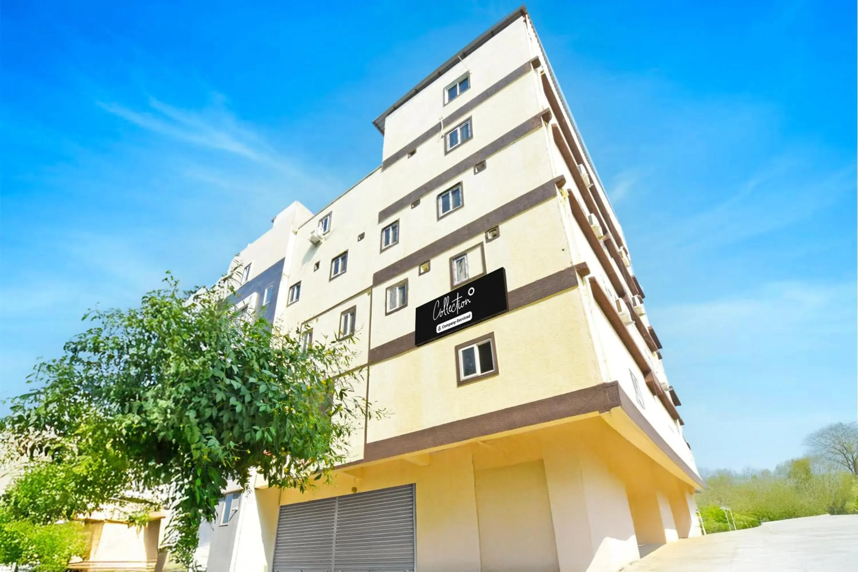 Facade/entrance in Super Collection O Jagadgirigutta Road Facade/entrance in Super Collection O Jagadgirigutta Road