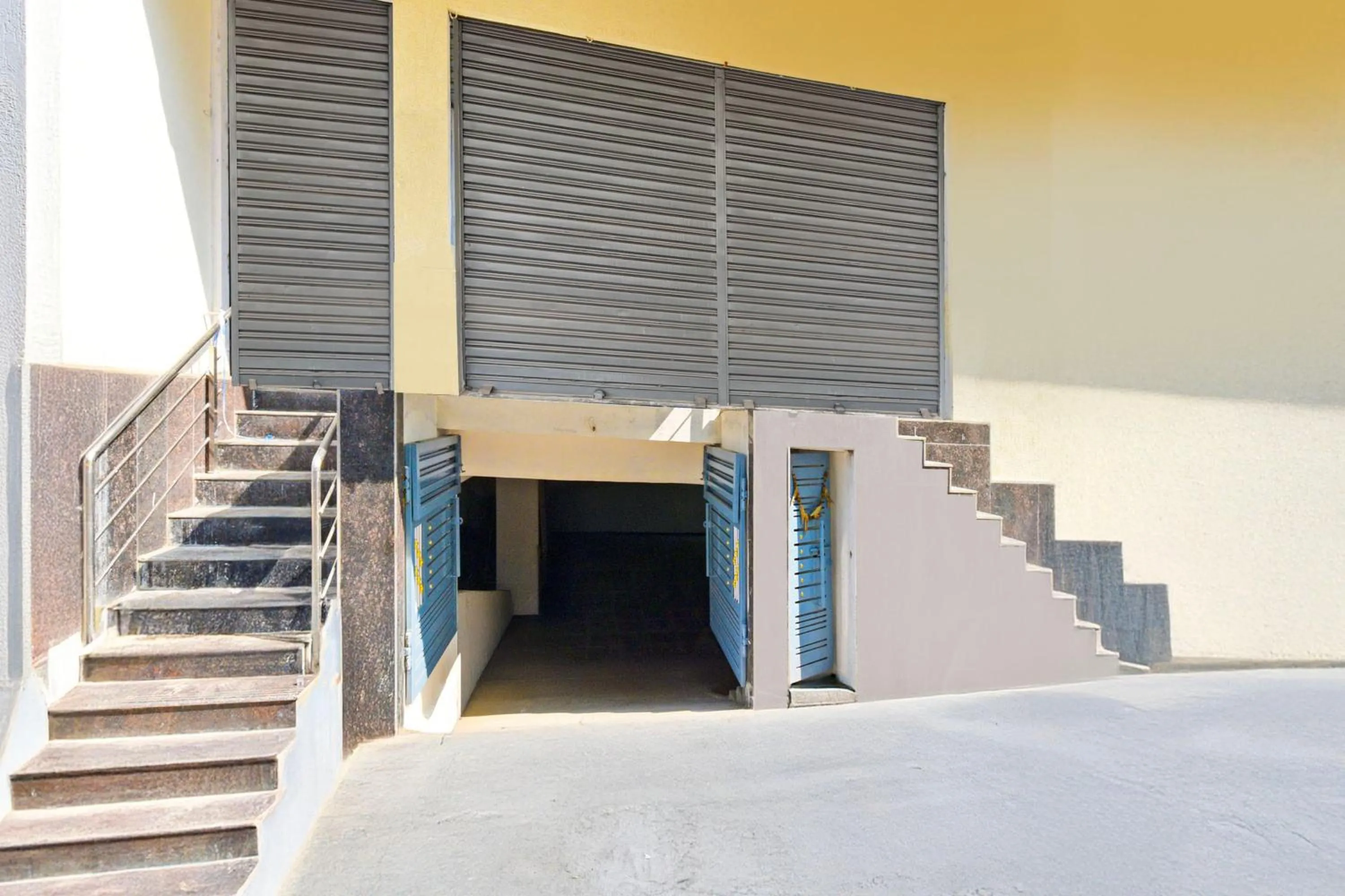 Facade/entrance in Super Collection O Jagadgirigutta Road