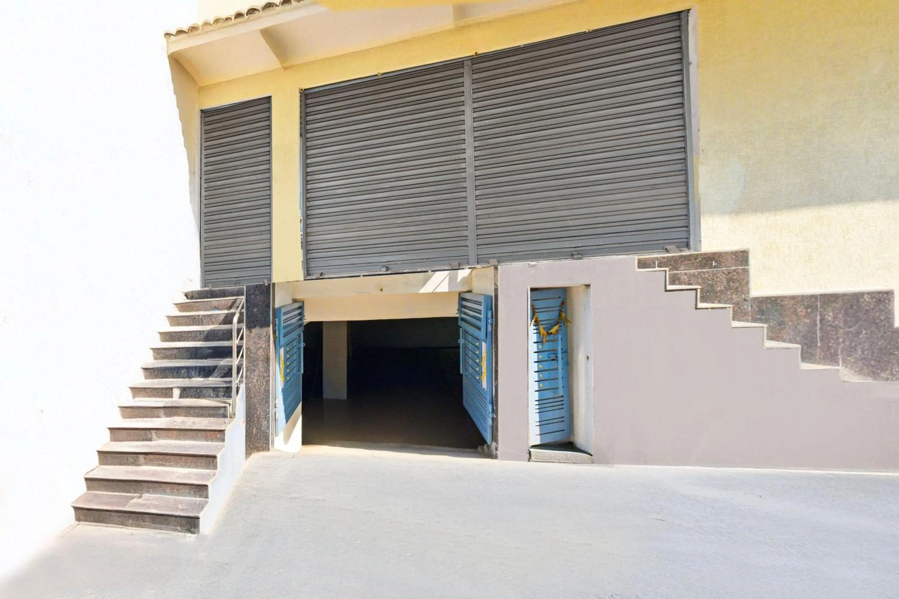 Facade/entrance in Super Collection O Jagadgirigutta Road