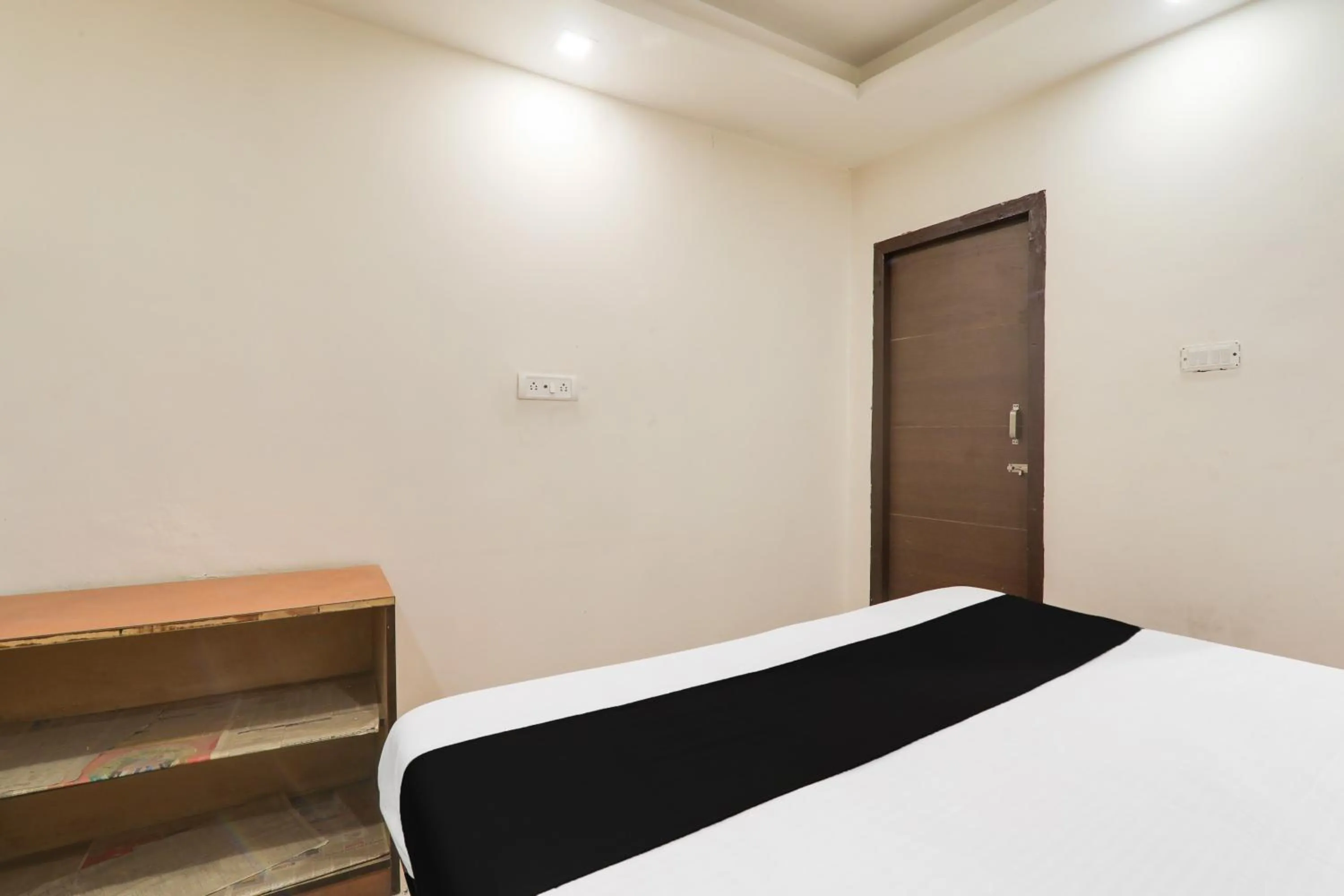 Bedroom, Bed in Super Hotel O TJ INTERNATIONAL