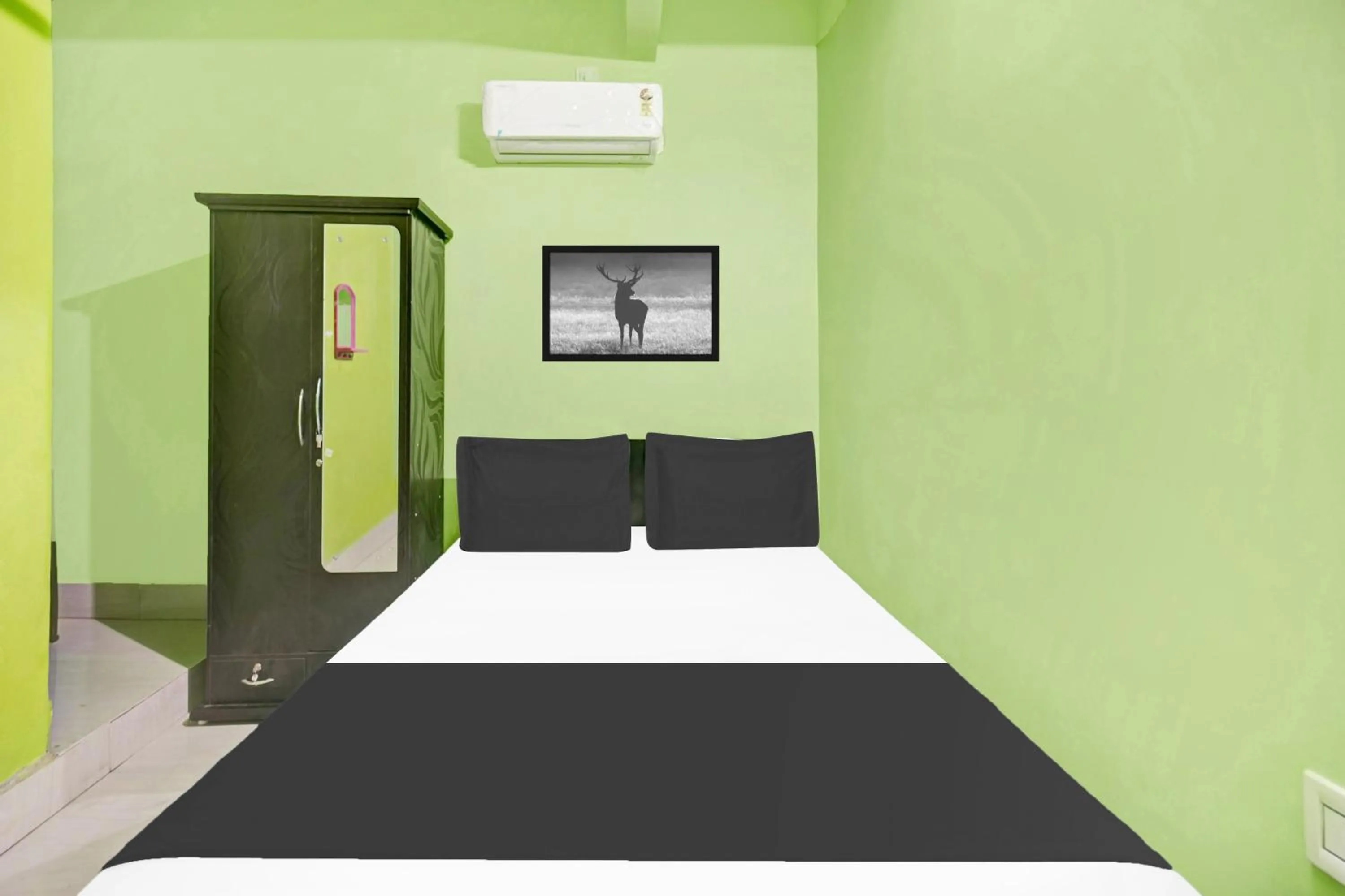 Bedroom, Bed in Hotel O Welcome