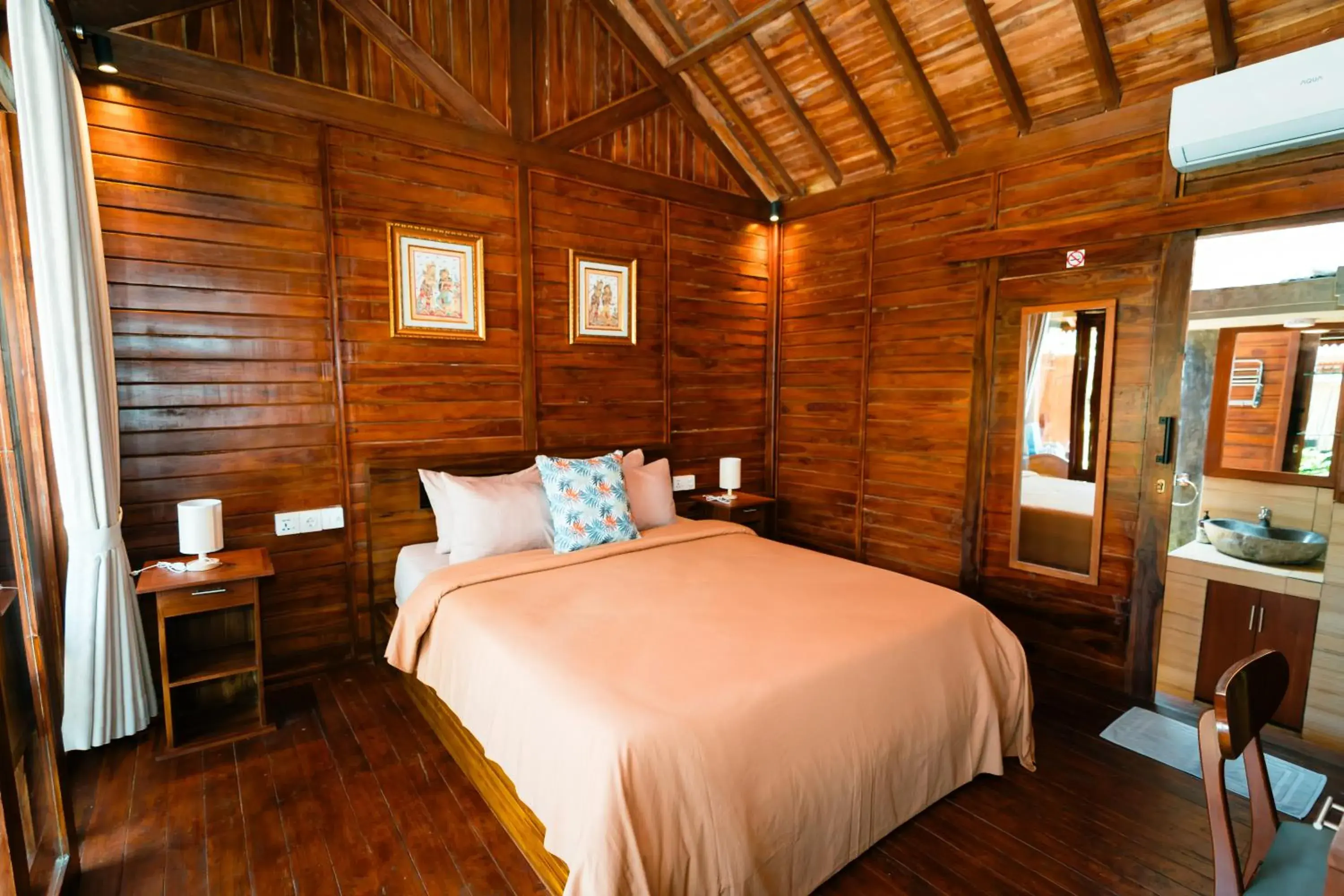 Bedroom, Bed in Ngesil Private Joglo & Pool Bedroom, Bed in Ngesil Private Joglo & Pool