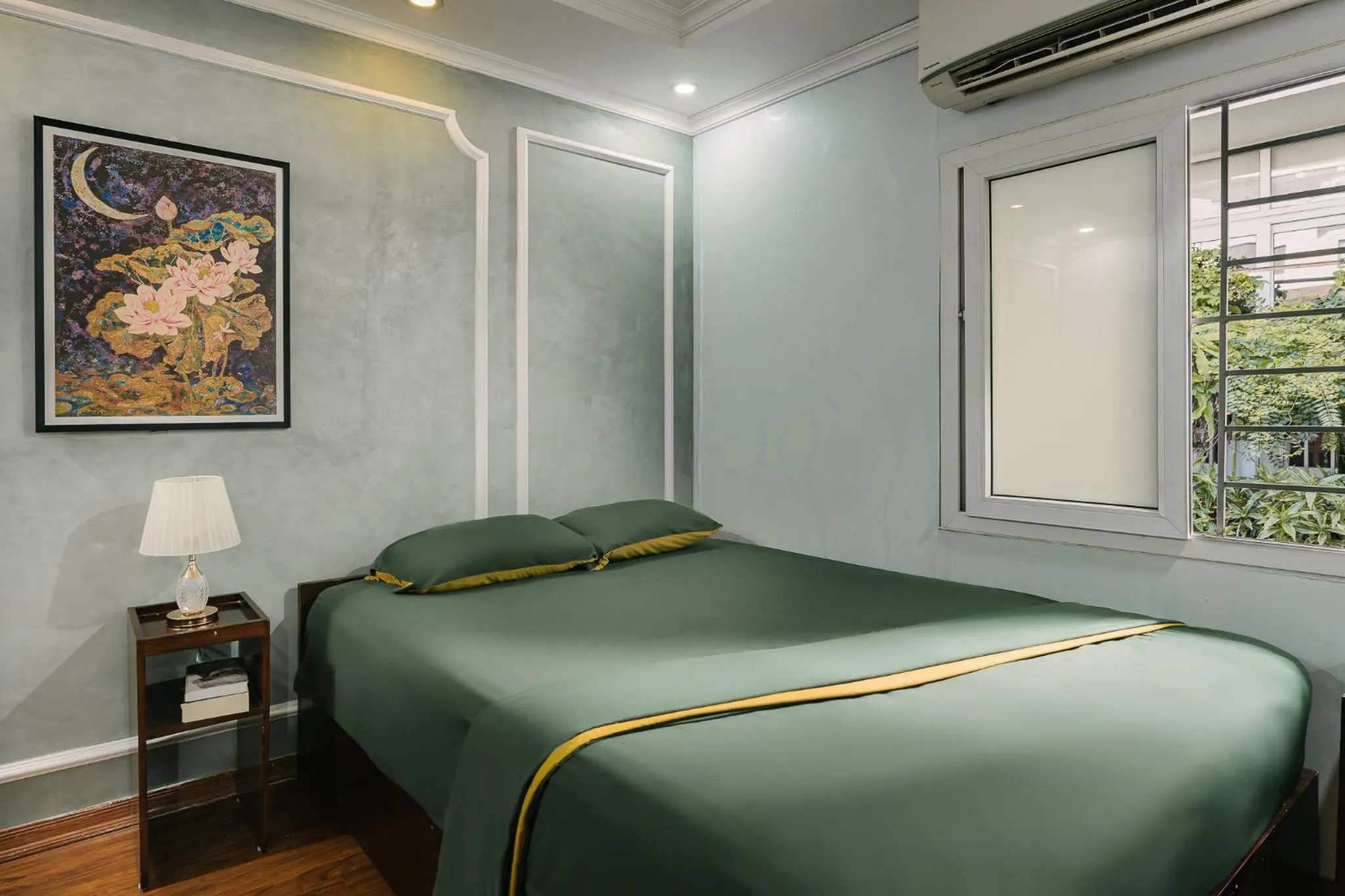 Bed in Drumie Home - salesOTAvn