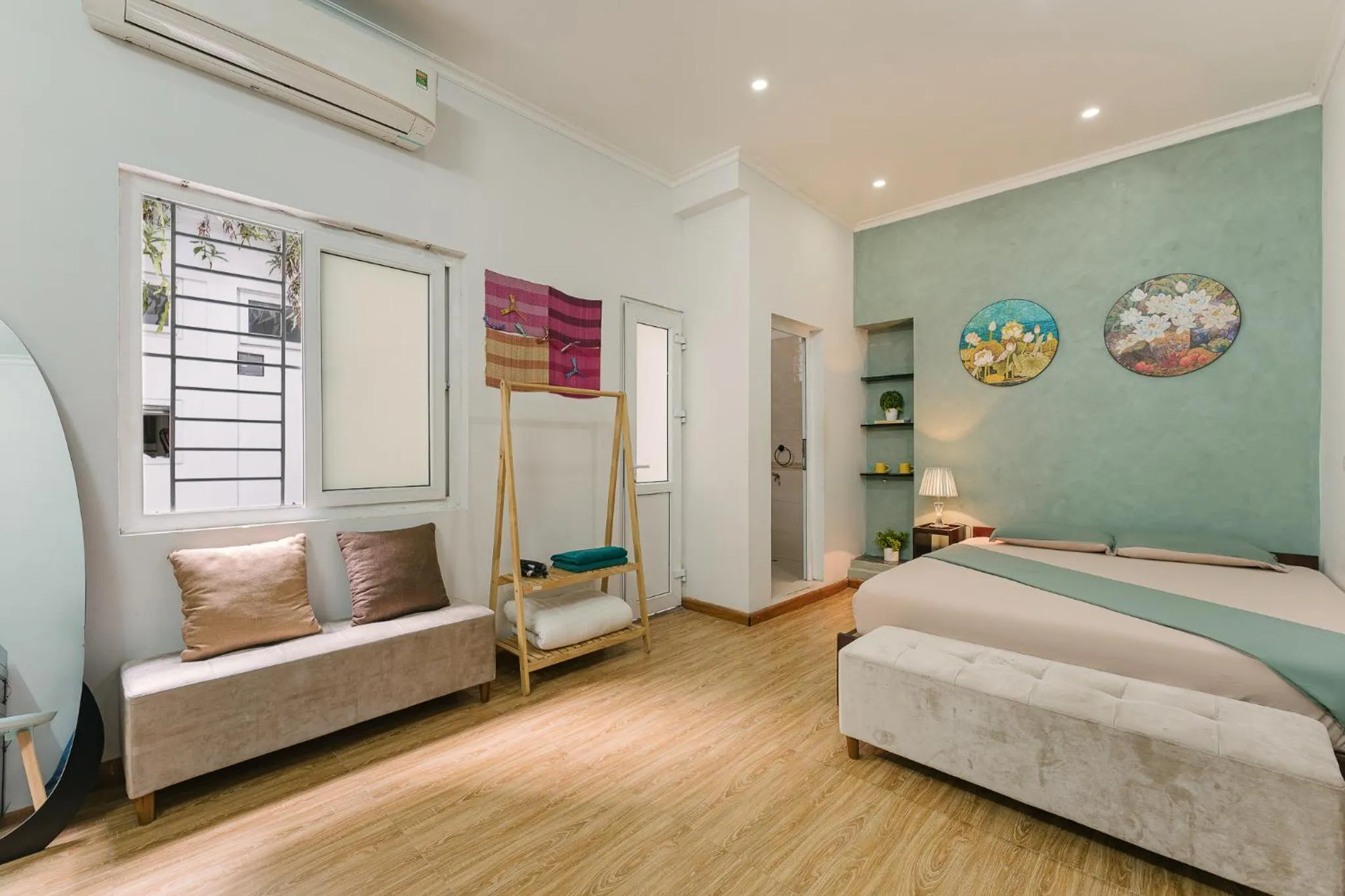 Bed in Drumie Home - salesOTAvn