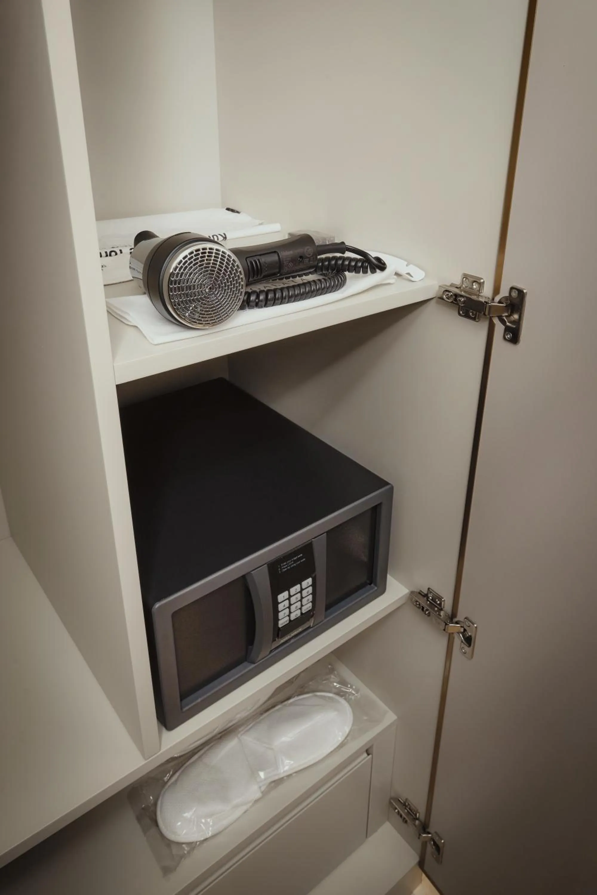 safe in The Hotels, Galata