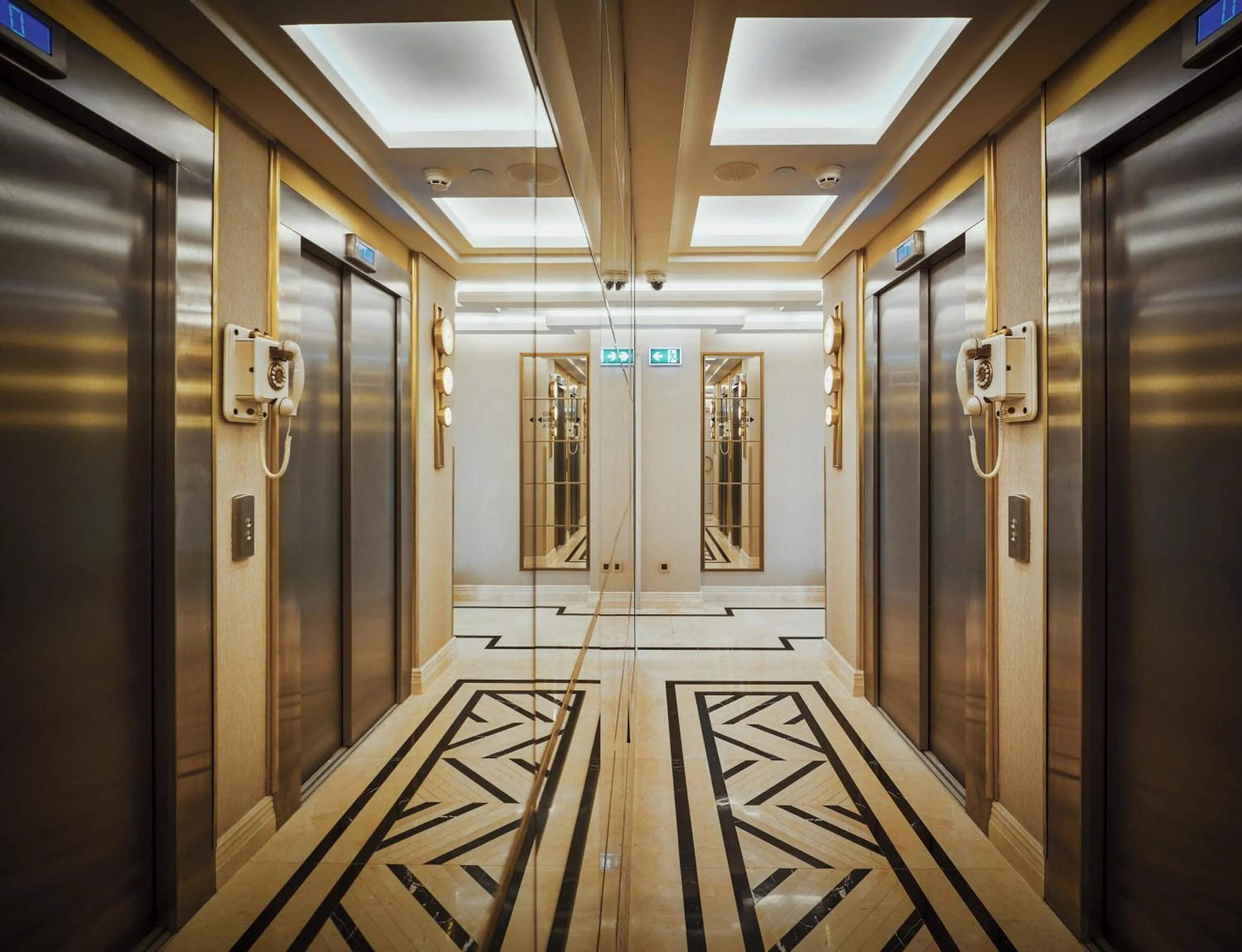 elevator in The Hotels, Galata