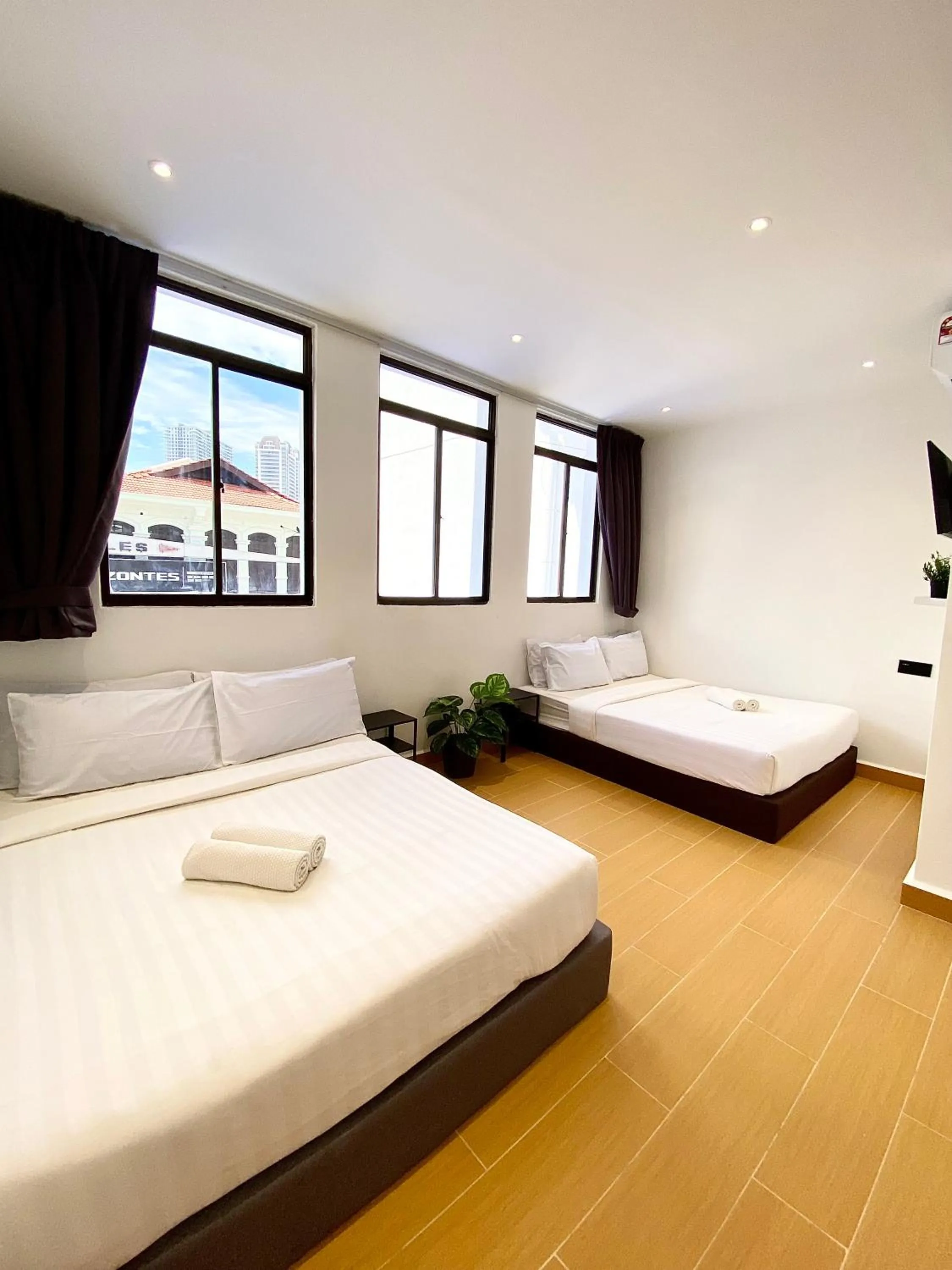 Bedroom, Bed in The 6N by Sky Hive