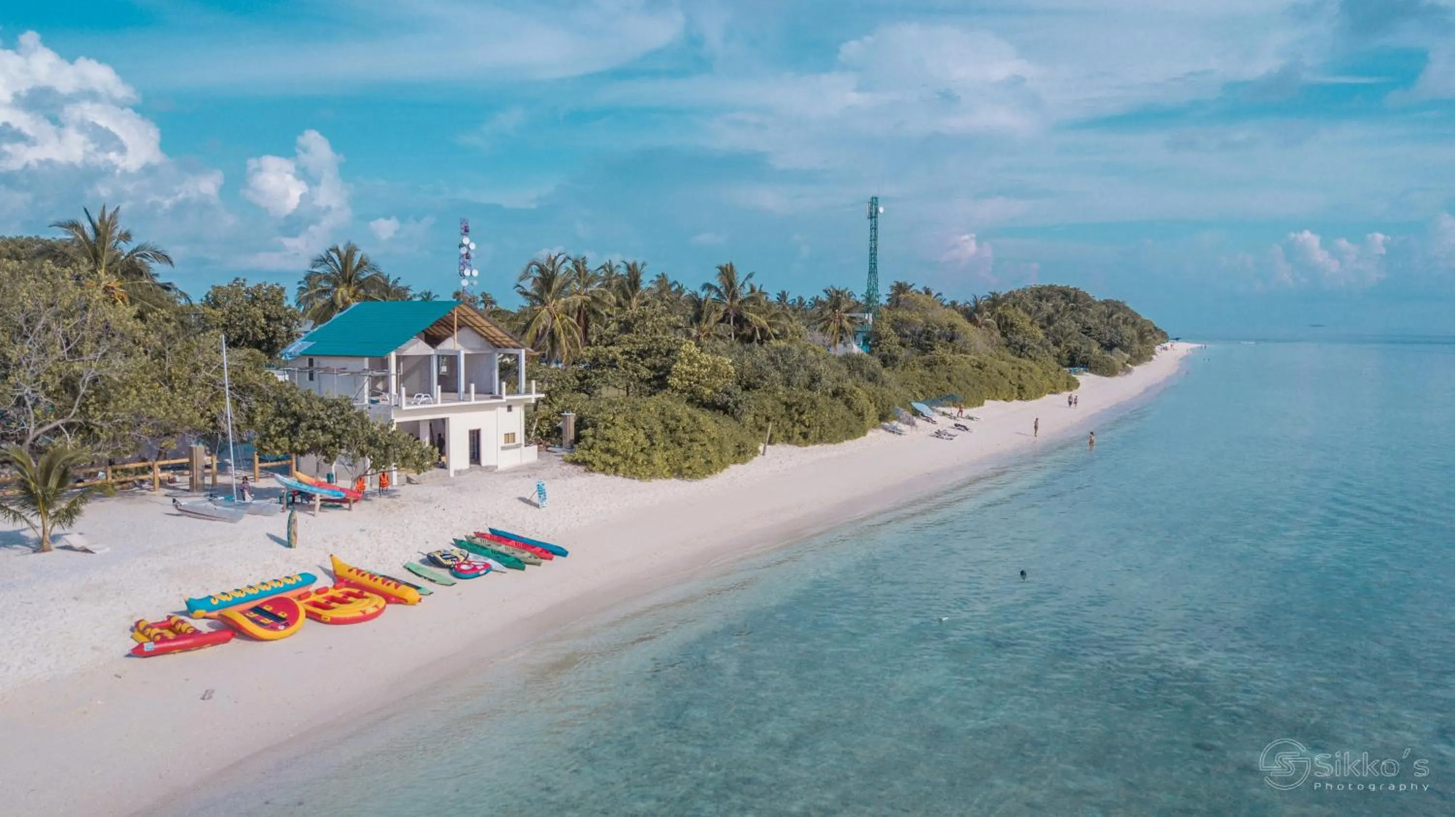 Beach in Ganduvaru Villa