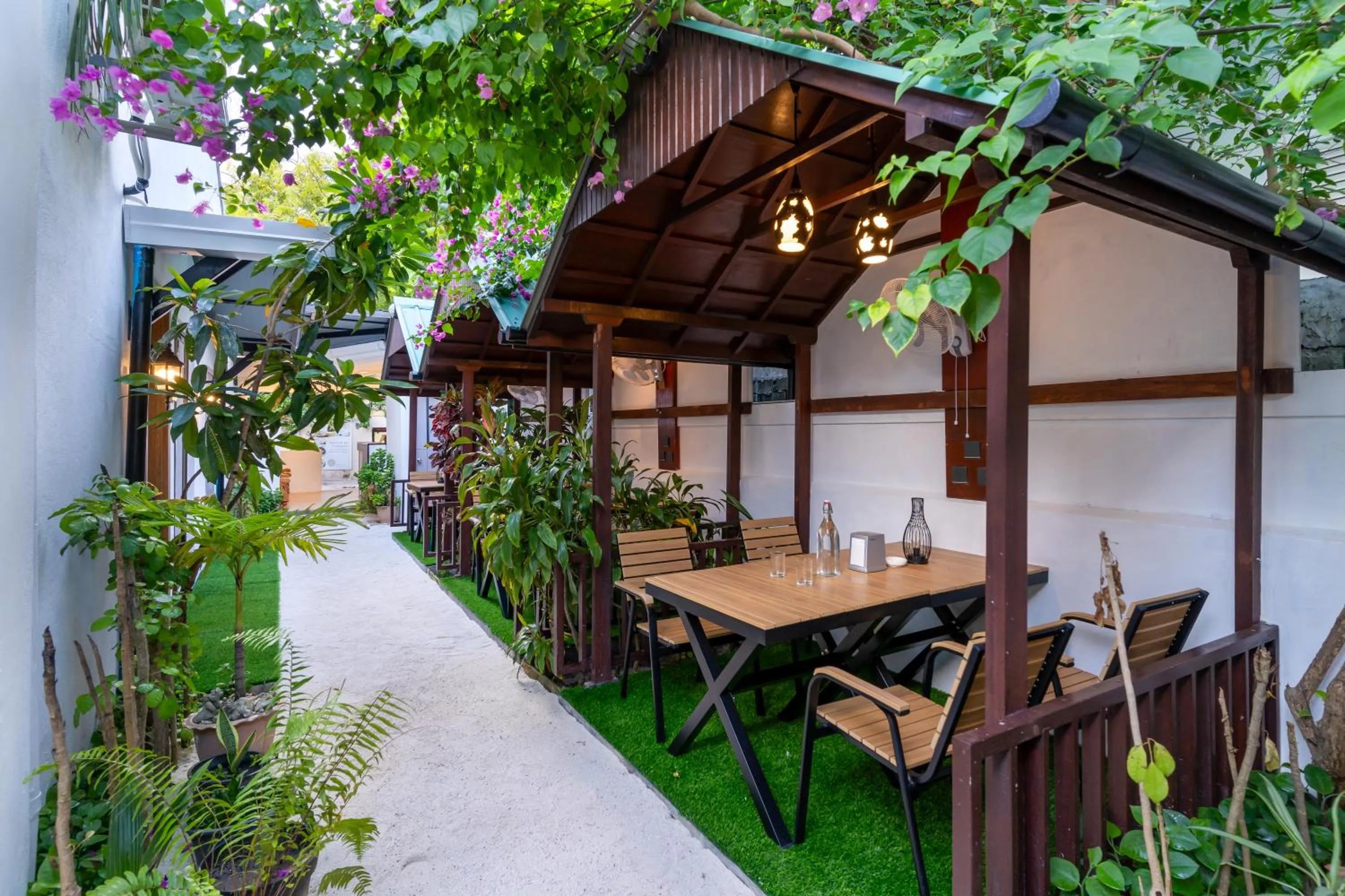 Patio in Ganduvaru Villa