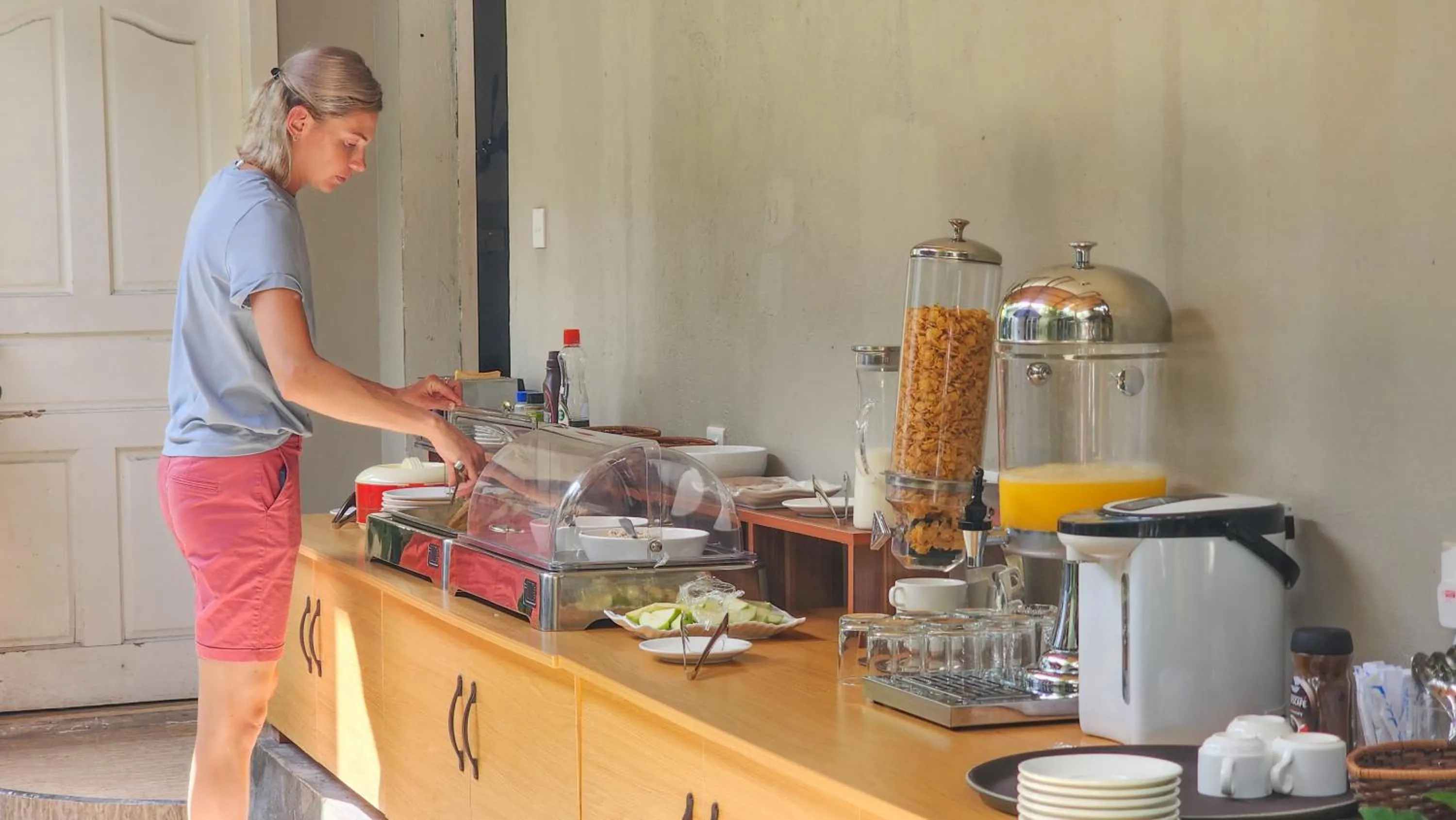 Breakfast in Ganduvaru Villa