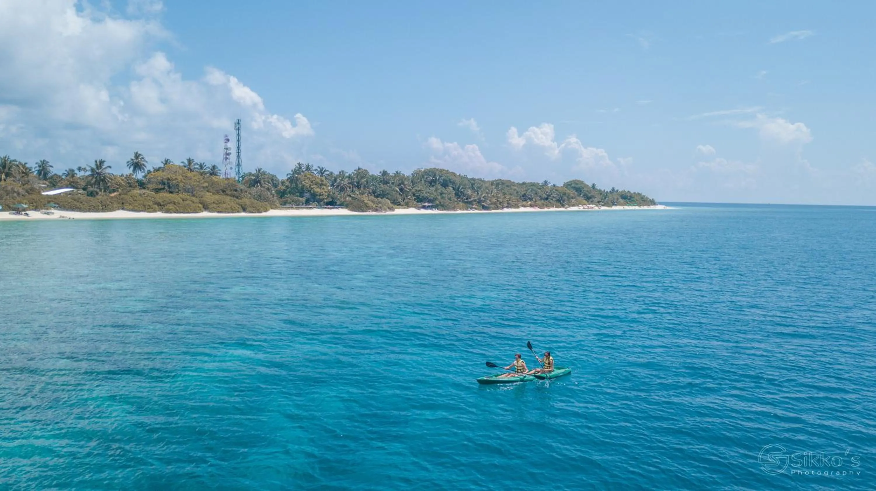 Beach in Ganduvaru Villa