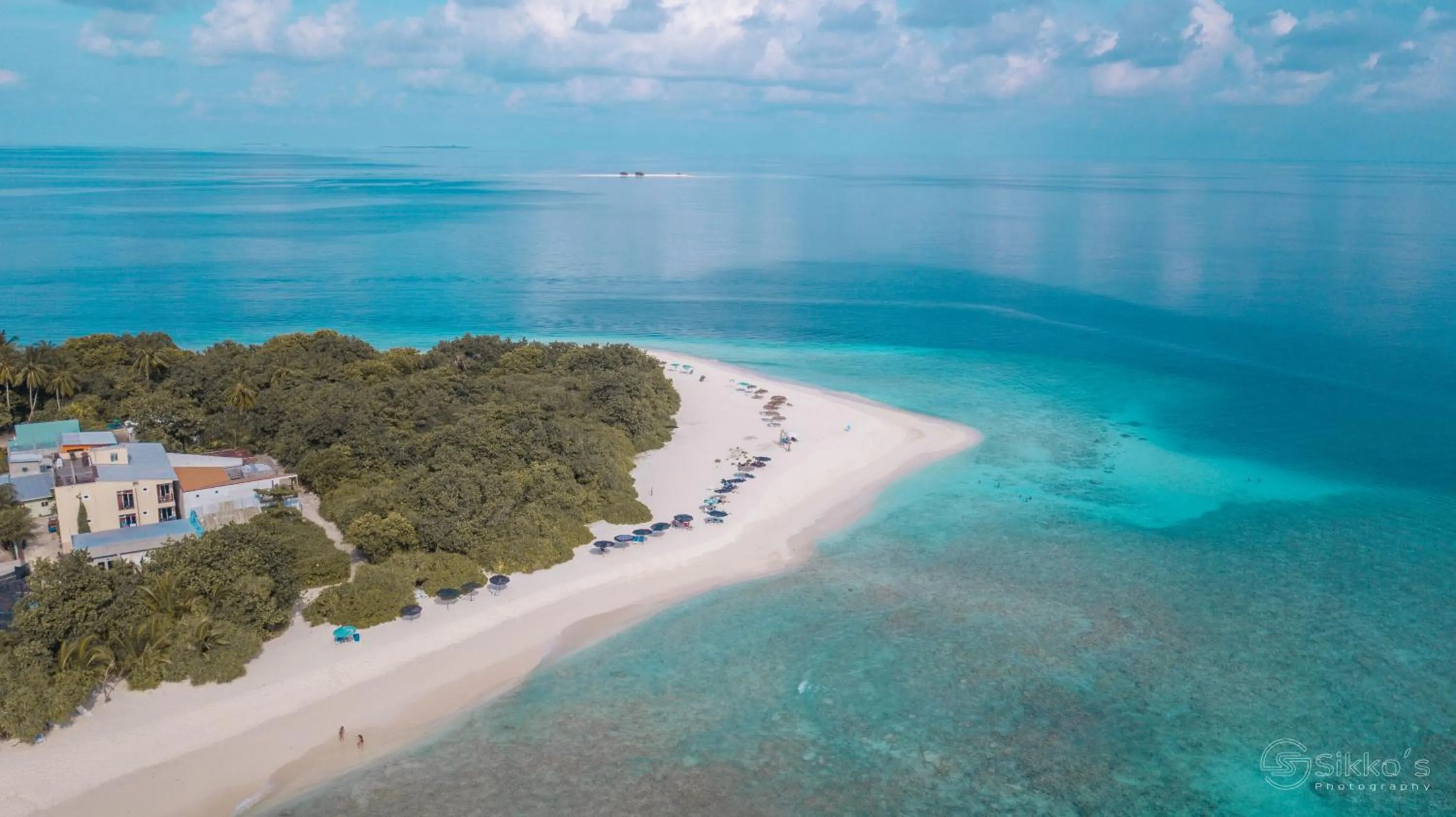 Beach in Ganduvaru Villa