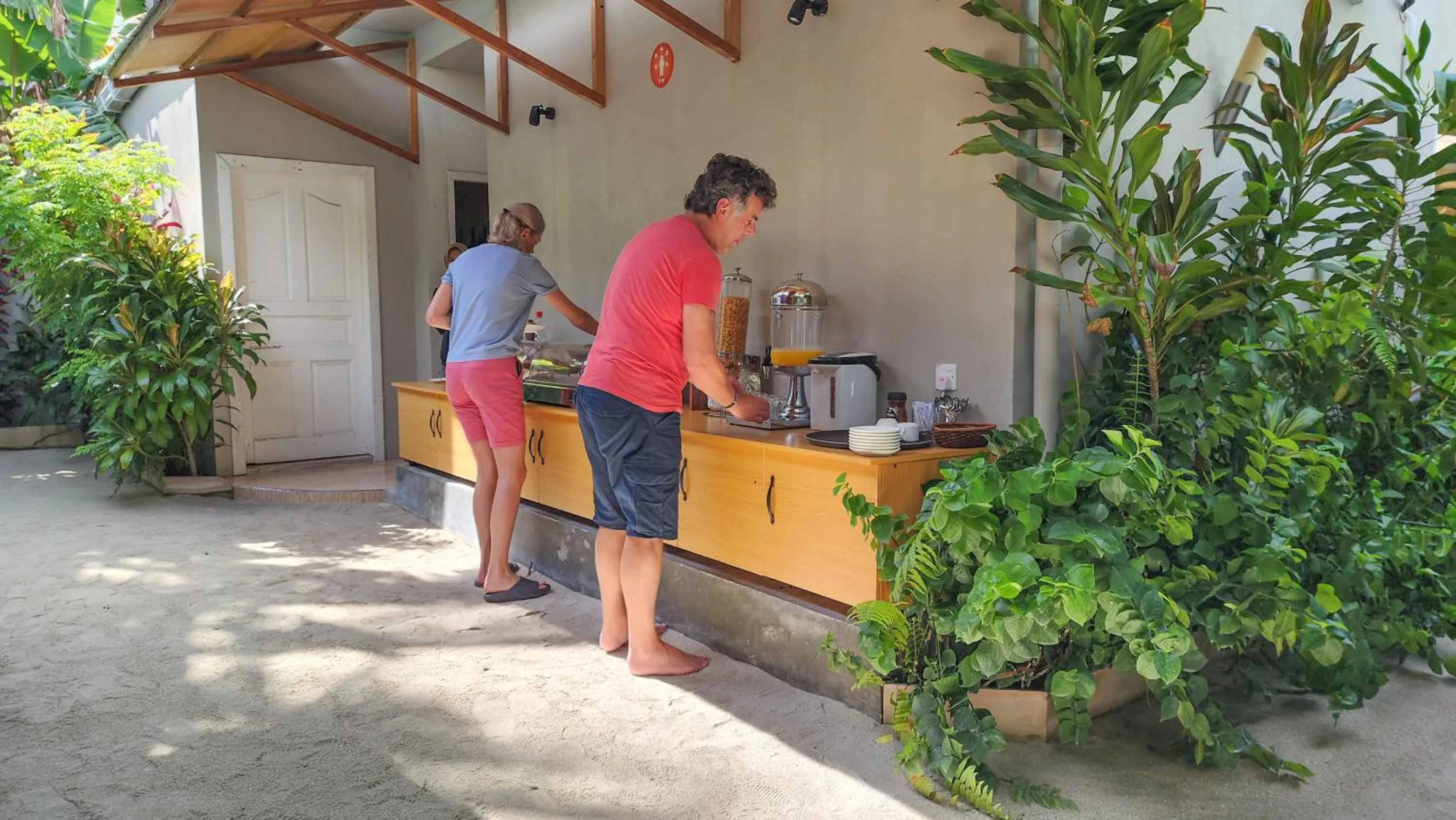 Breakfast in Ganduvaru Villa