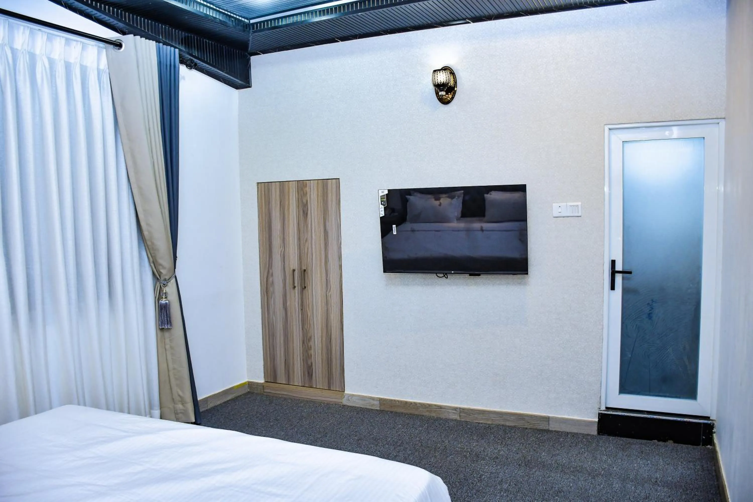Bed in Ez Stay Guesthouse
