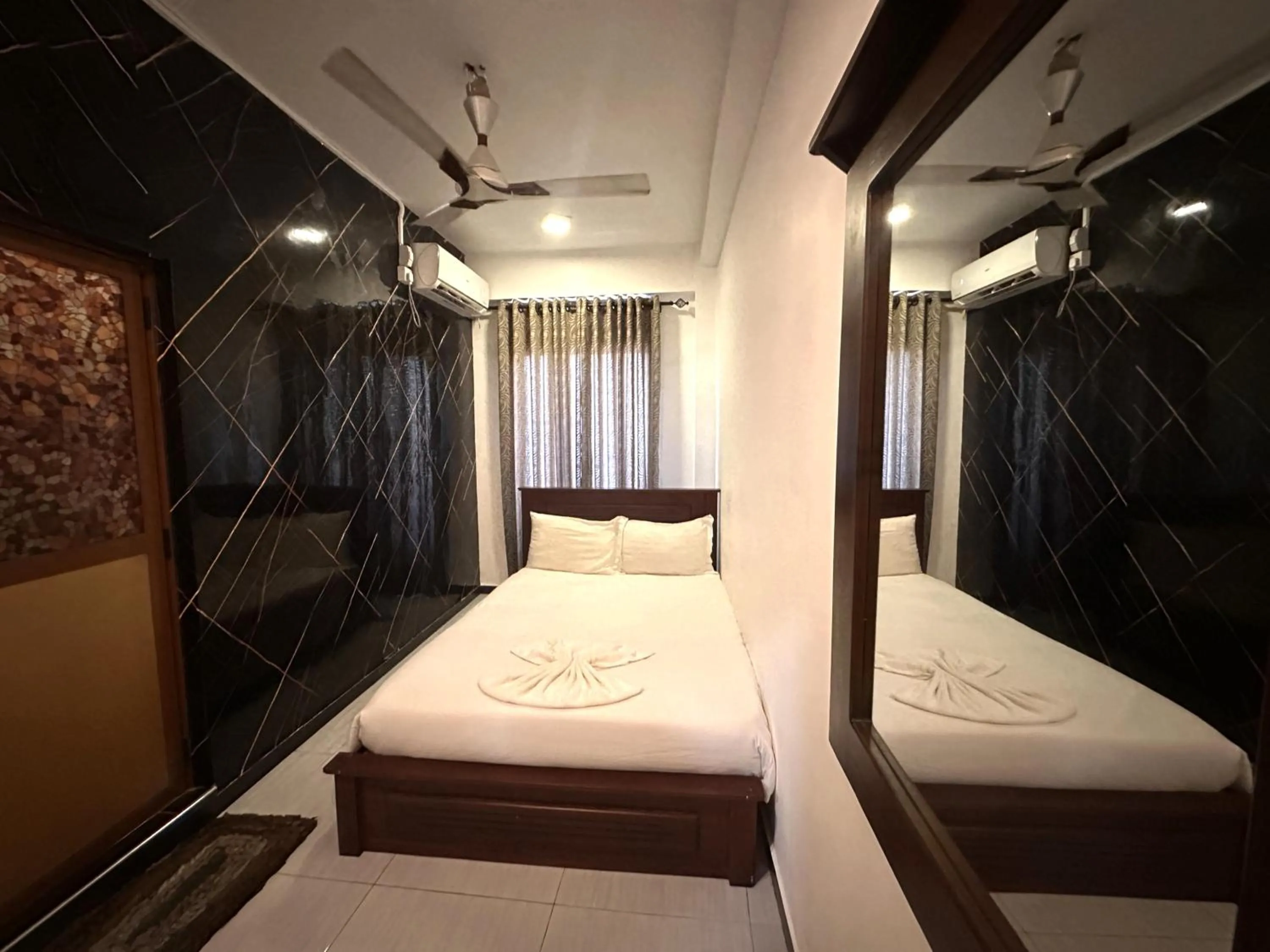Bed in Ez Stay Guesthouse