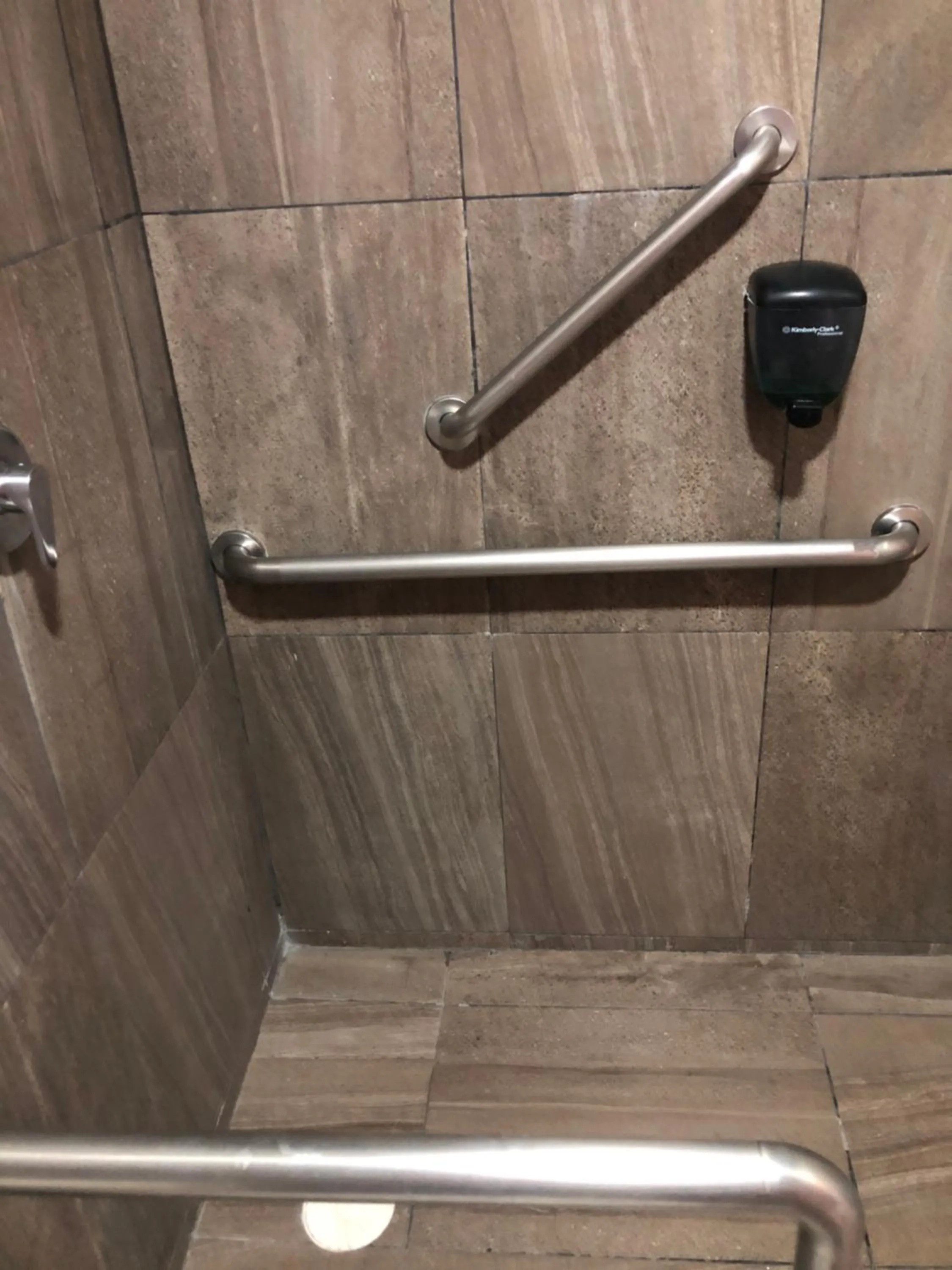 Shower in Hotel Tepeyac 402 León Calzada