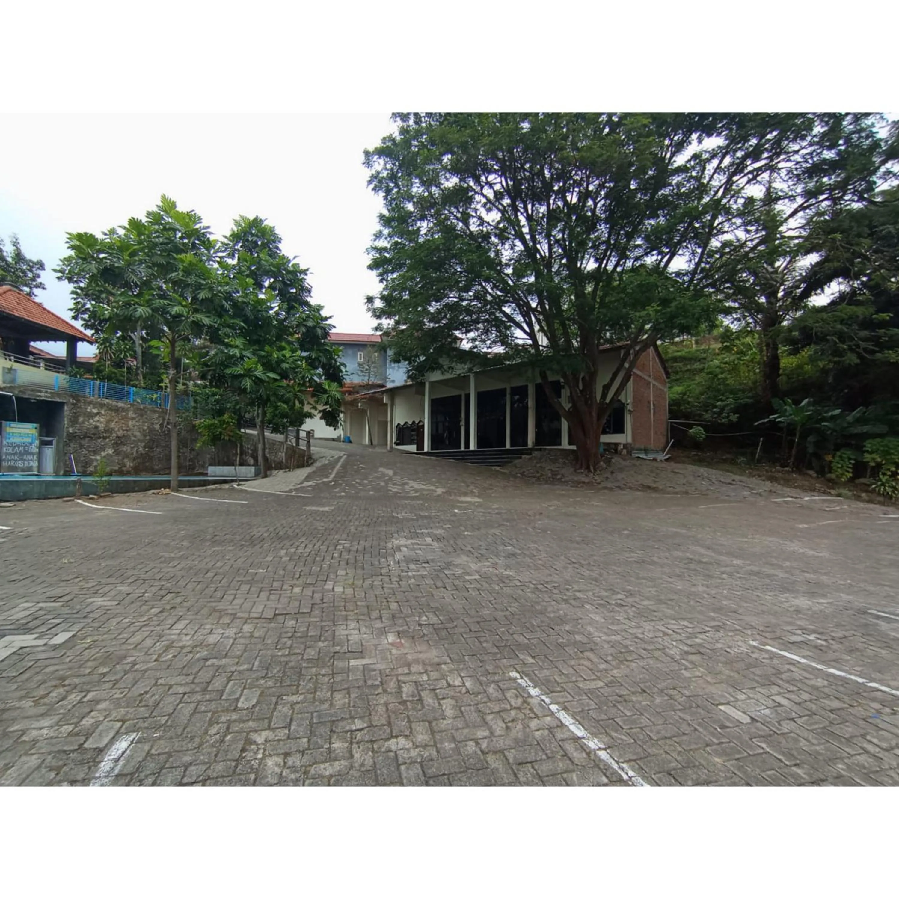Villa Asia Jaya RedPartner