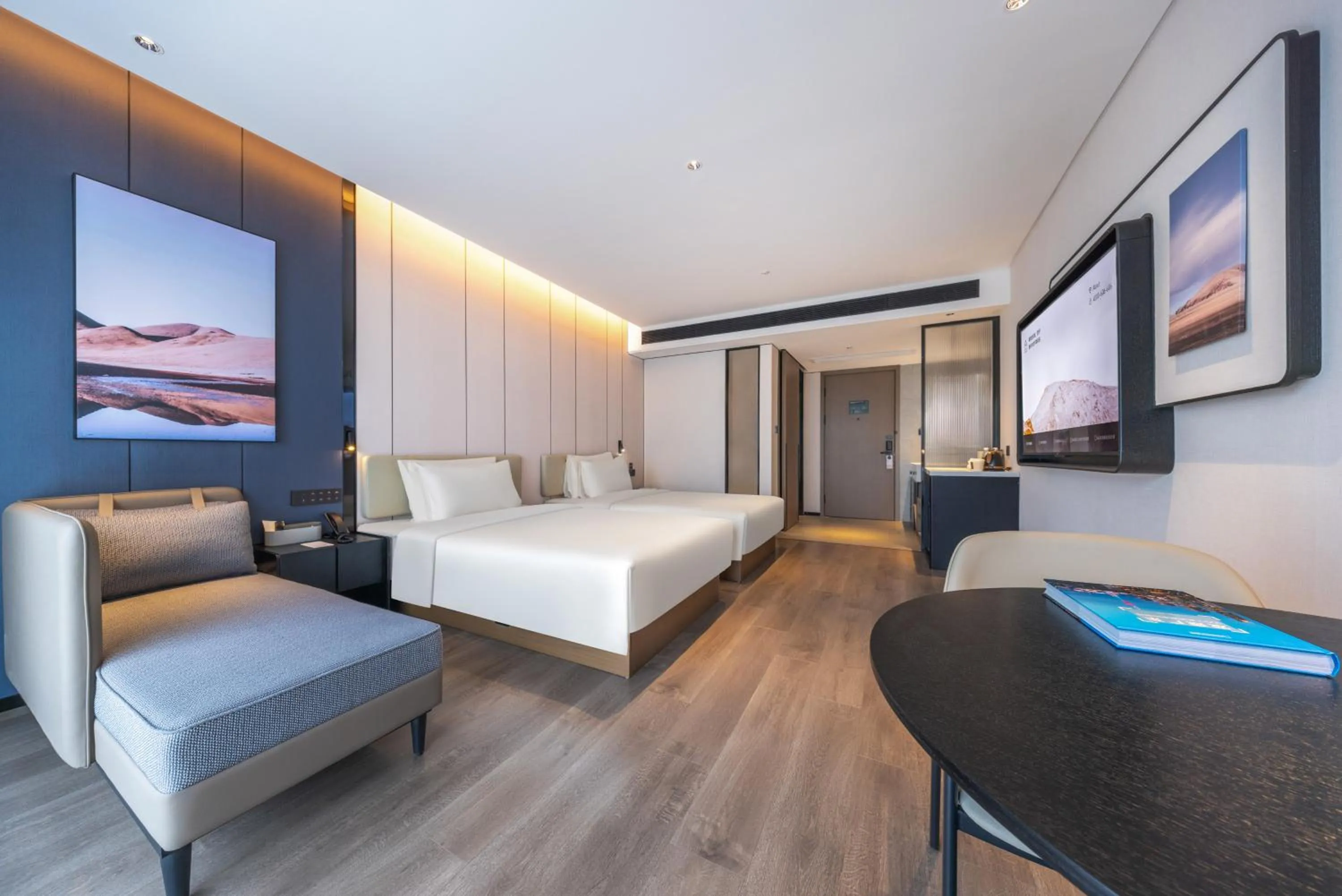 Bed in Atour Hotel Guangzhou Baiyun Station Julong Metro Station