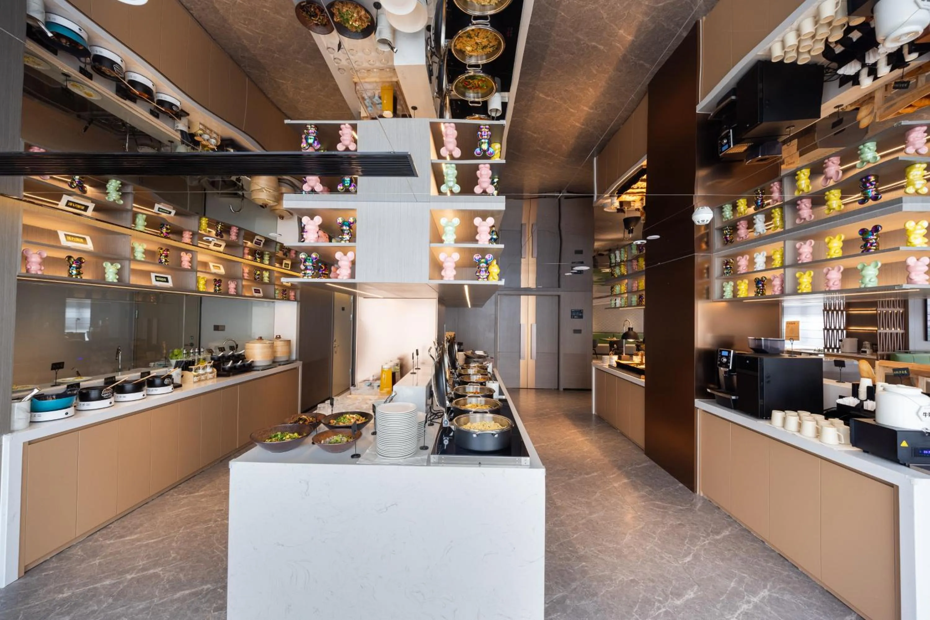 Restaurant/places to eat in Atour Hotel Guangzhou Baiyun Station Julong Metro Station