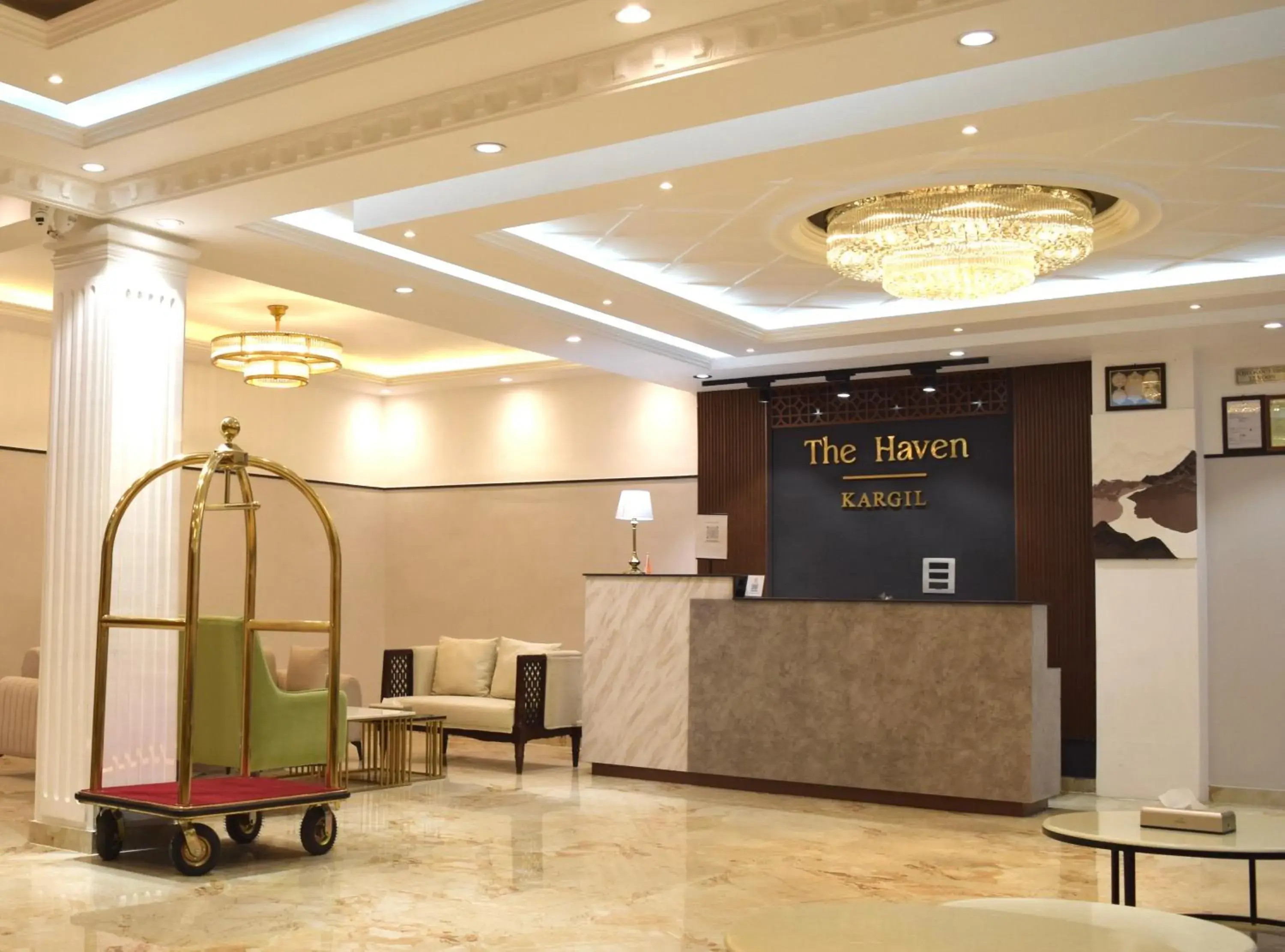 Lobby or reception in Hotel The Haven - Centrally Heated and Air Conditioned Lobby or reception in Hotel The Haven - Centrally Heated and Air Conditioned