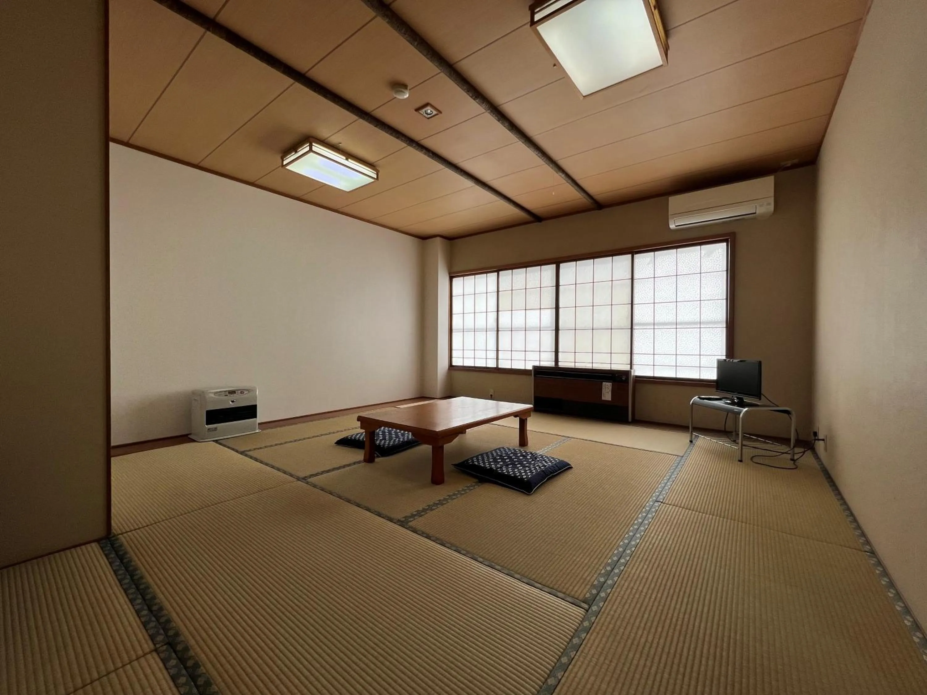 Photo of the whole room in Akakura onsen eho ryokan