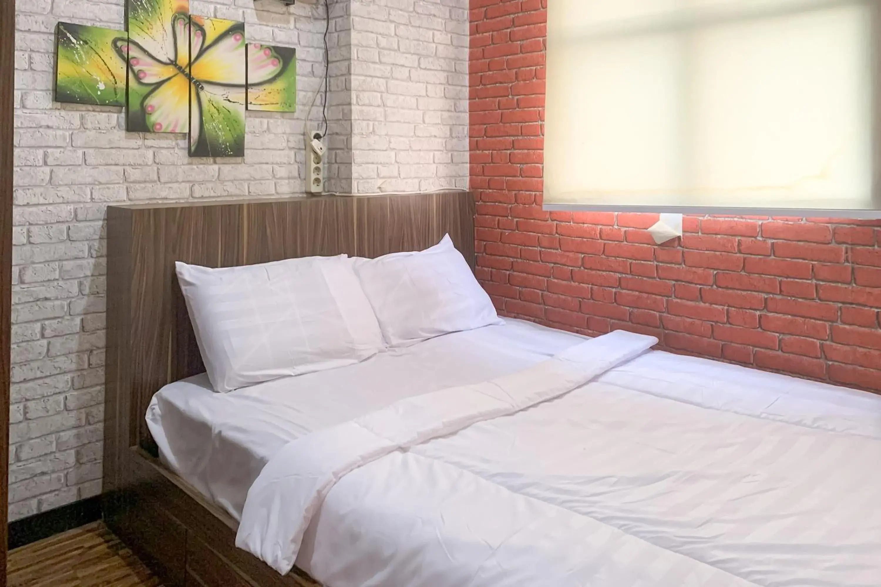Two-Bedroom Apartment in RedLiving Apartemen The Suites Metro - KS 2 Property Tower E Two-Bedroom Apartment in RedLiving Apartemen The Suites Metro - KS 2 Property Tower E