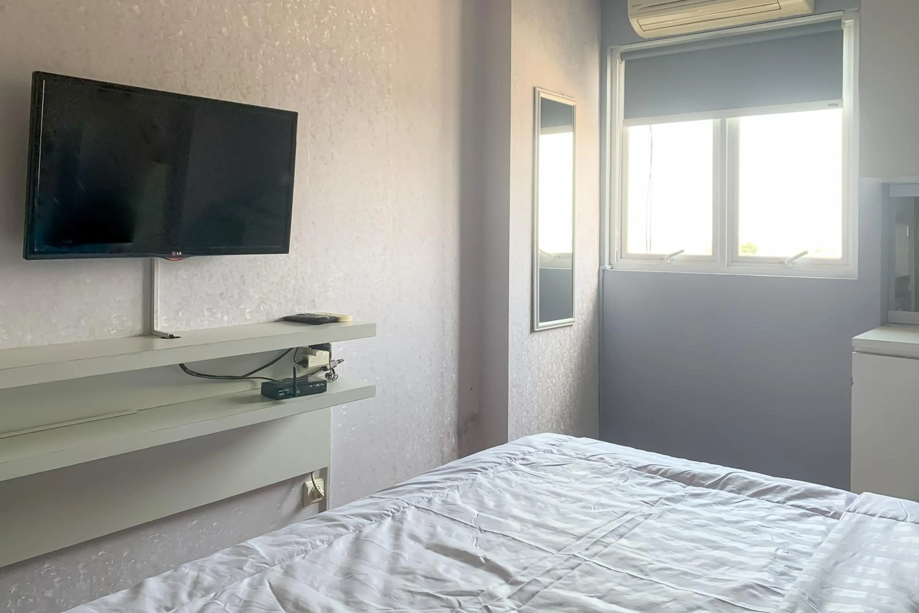 RedLiving Apartemen The Suites Metro - KS 2 Property Tower E