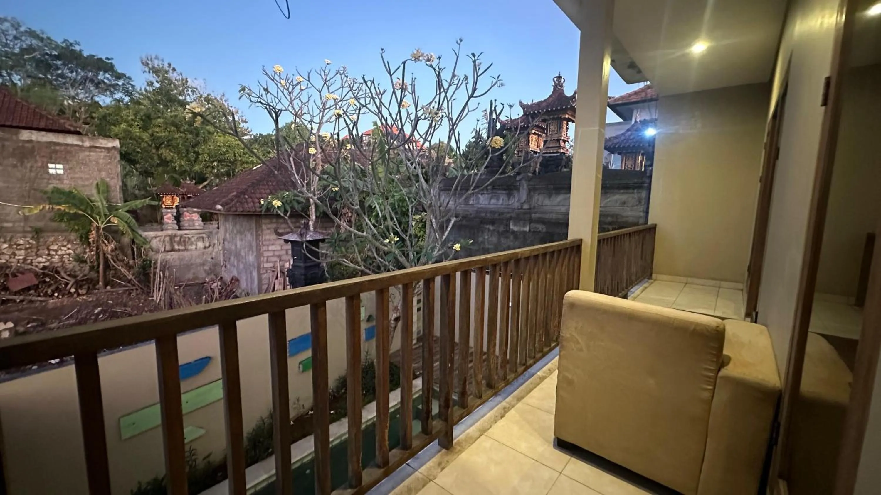 Patio in Taman Giri House 3 Bedrooms Nusa Dua