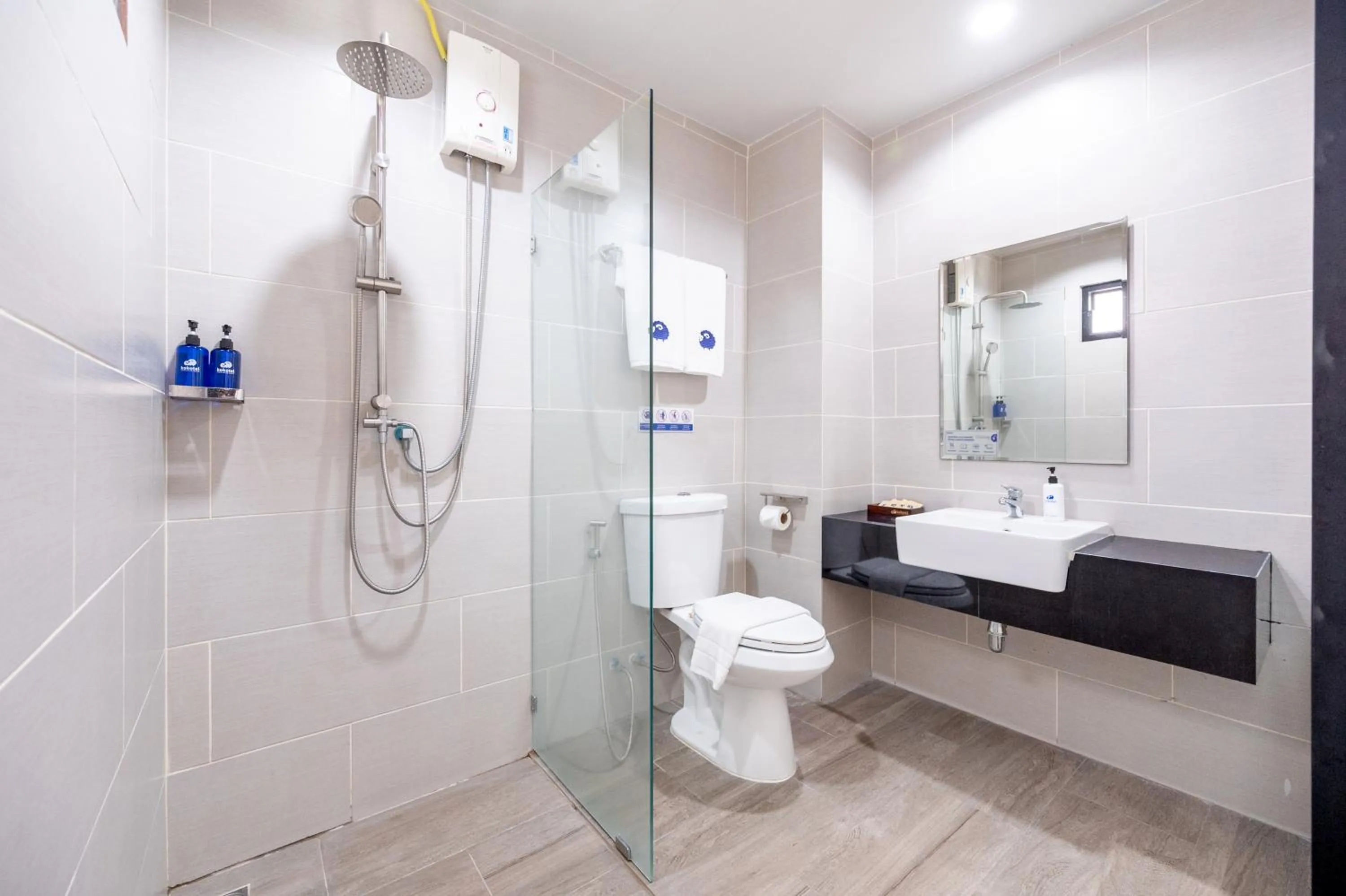 Shower in Kokotel Pattaya North Beach