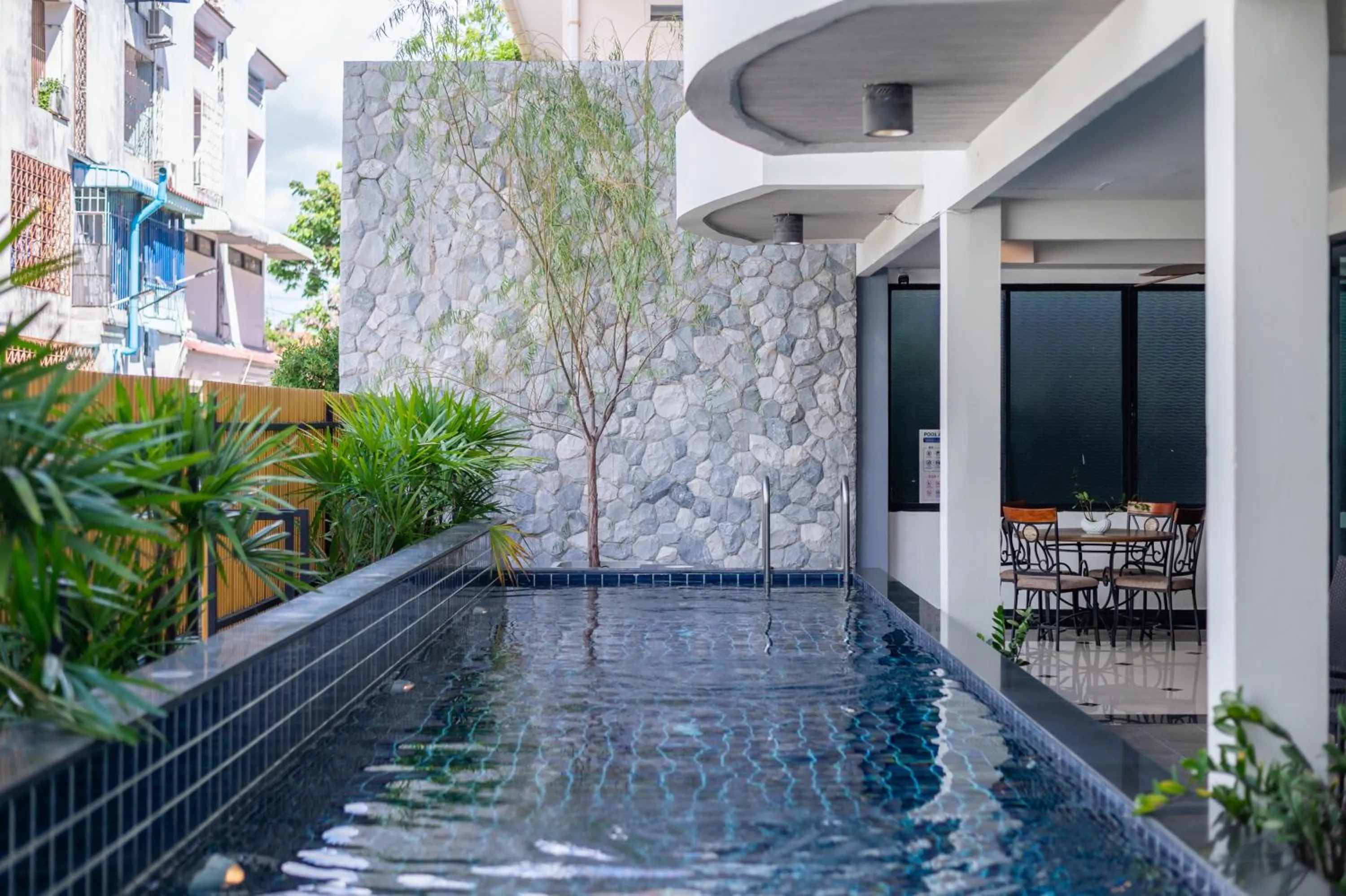 Swimming pool in Kokotel Pattaya North Beach