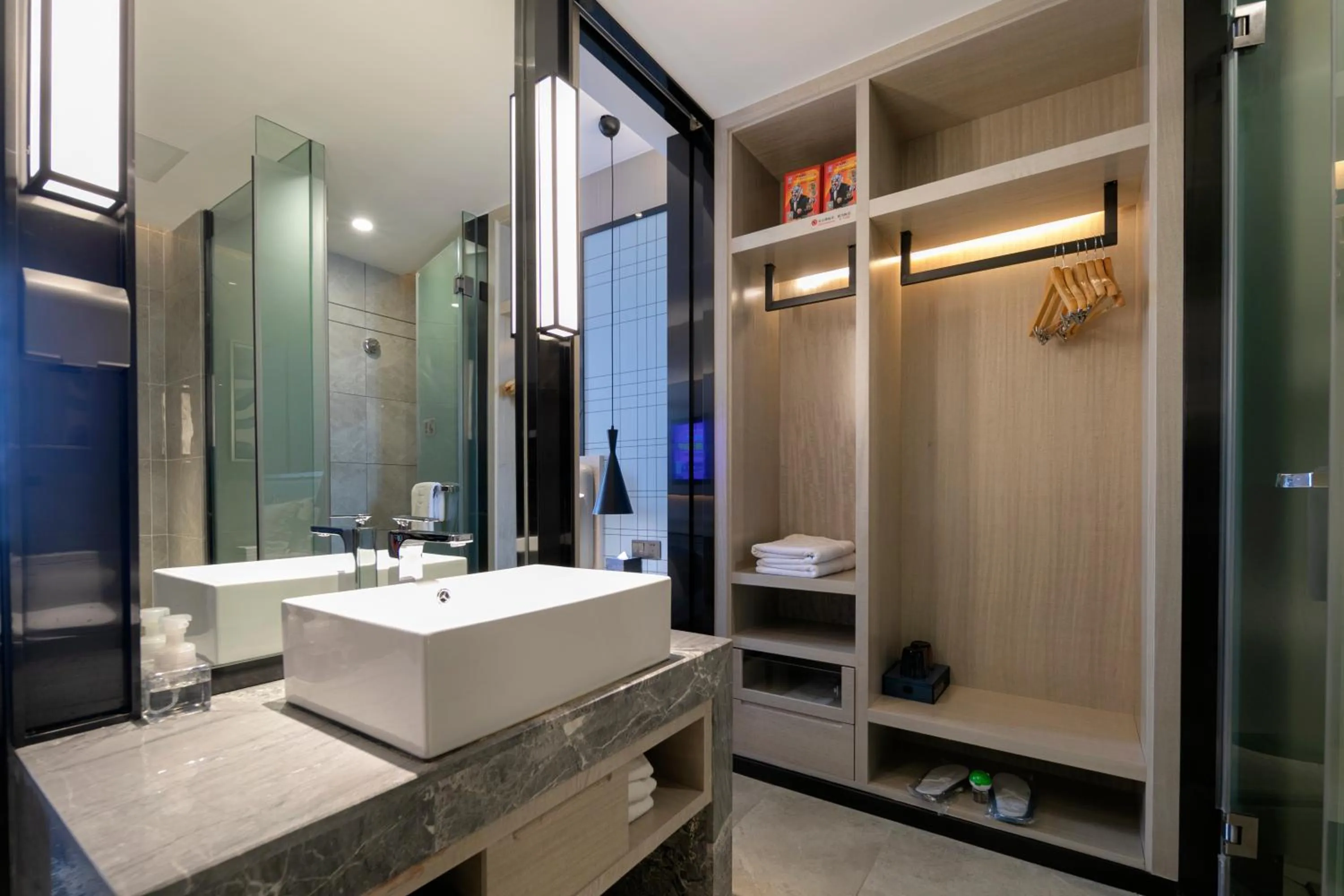 Shower in Eharm Hotel Jingzhou Olympic Sports Center