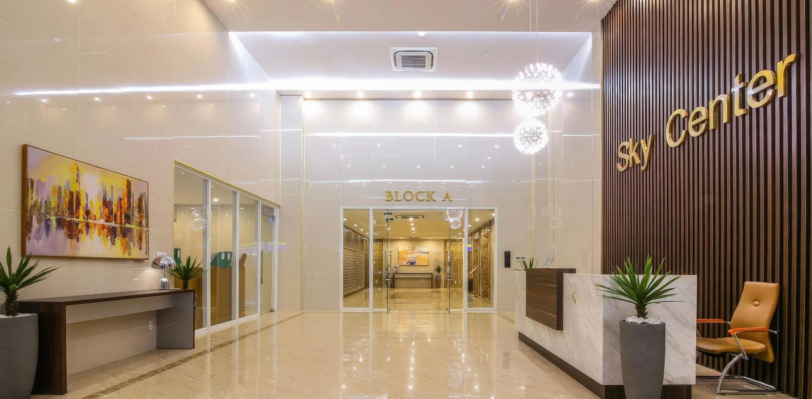 Lobby or reception in RAINBOW Sky Center TSN Airport