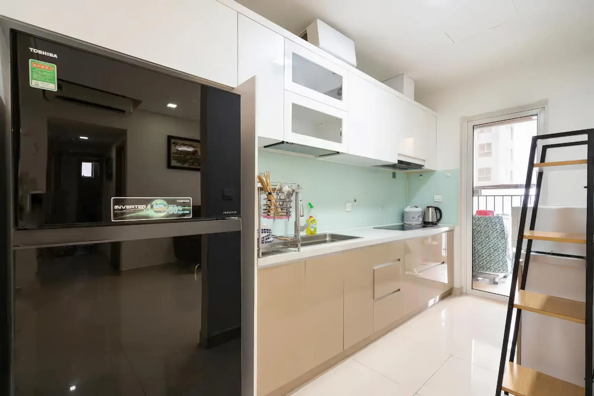 Kitchen or kitchenette in RAINBOW Sky Center TSN Airport