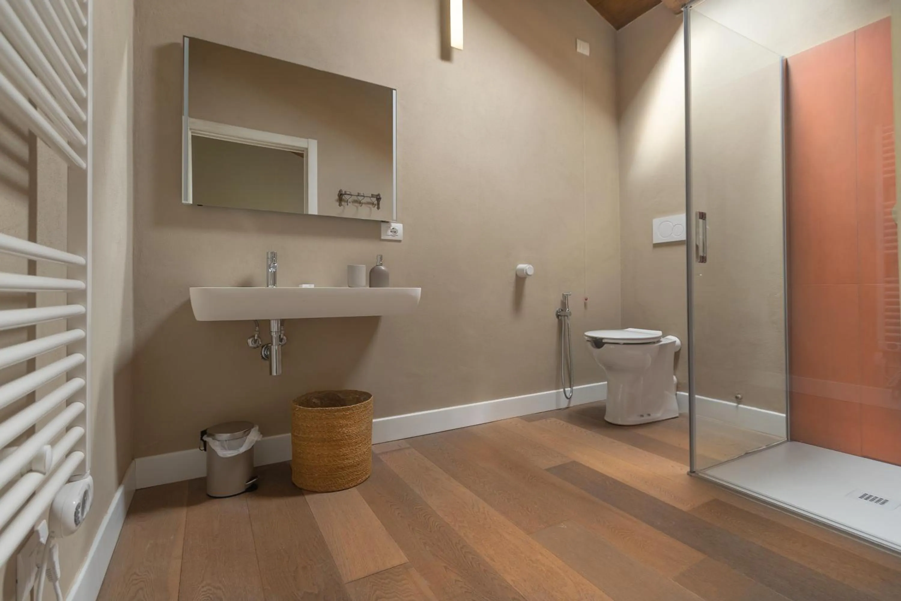 Shower in Luce Boutique Hotel