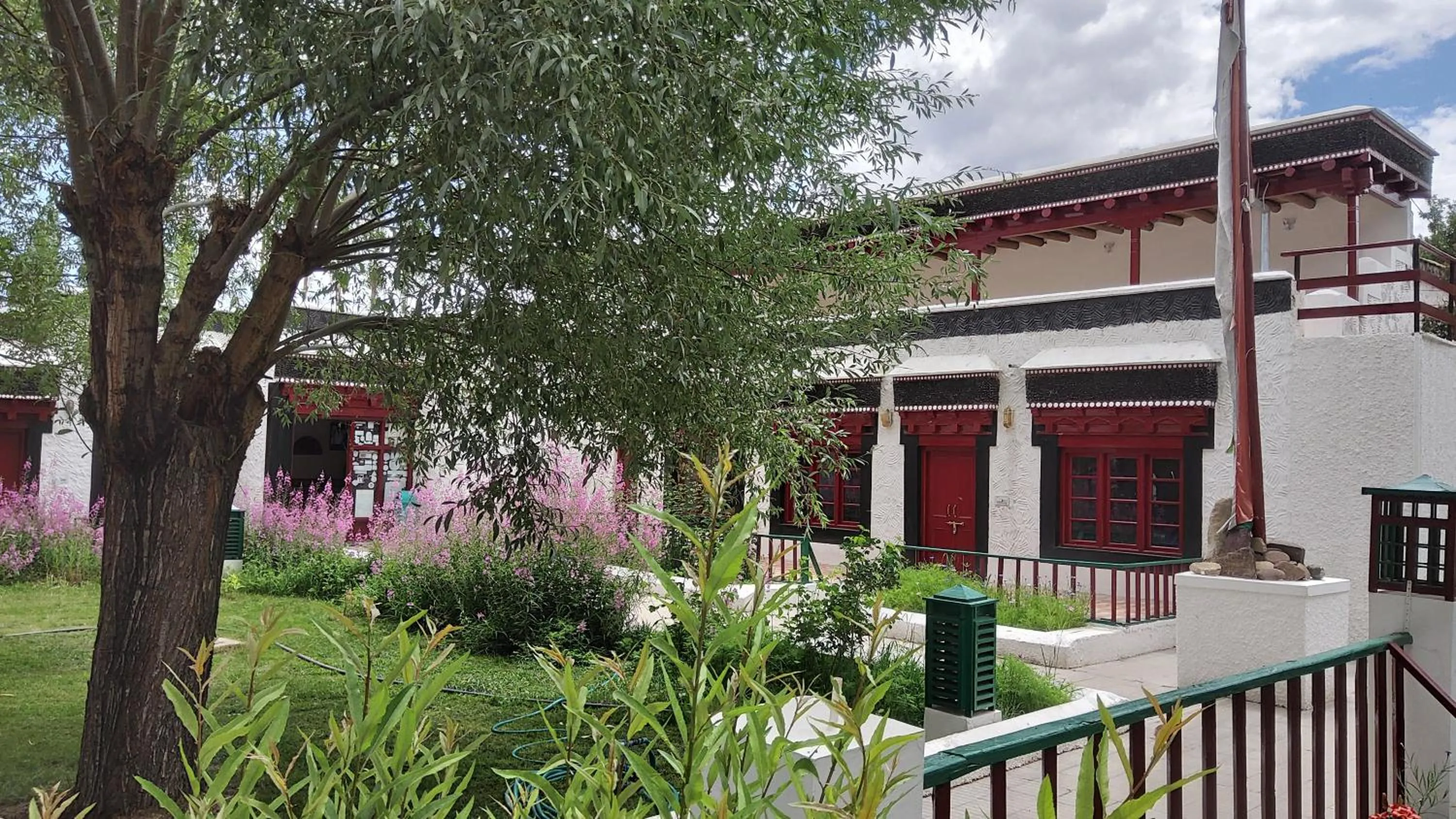 Property building in Lharimo Hotel Leh - Ladakh