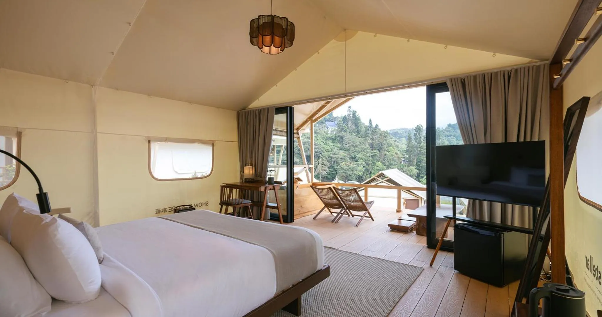 Bedroom, Bed in Zen By Stellar Cameron