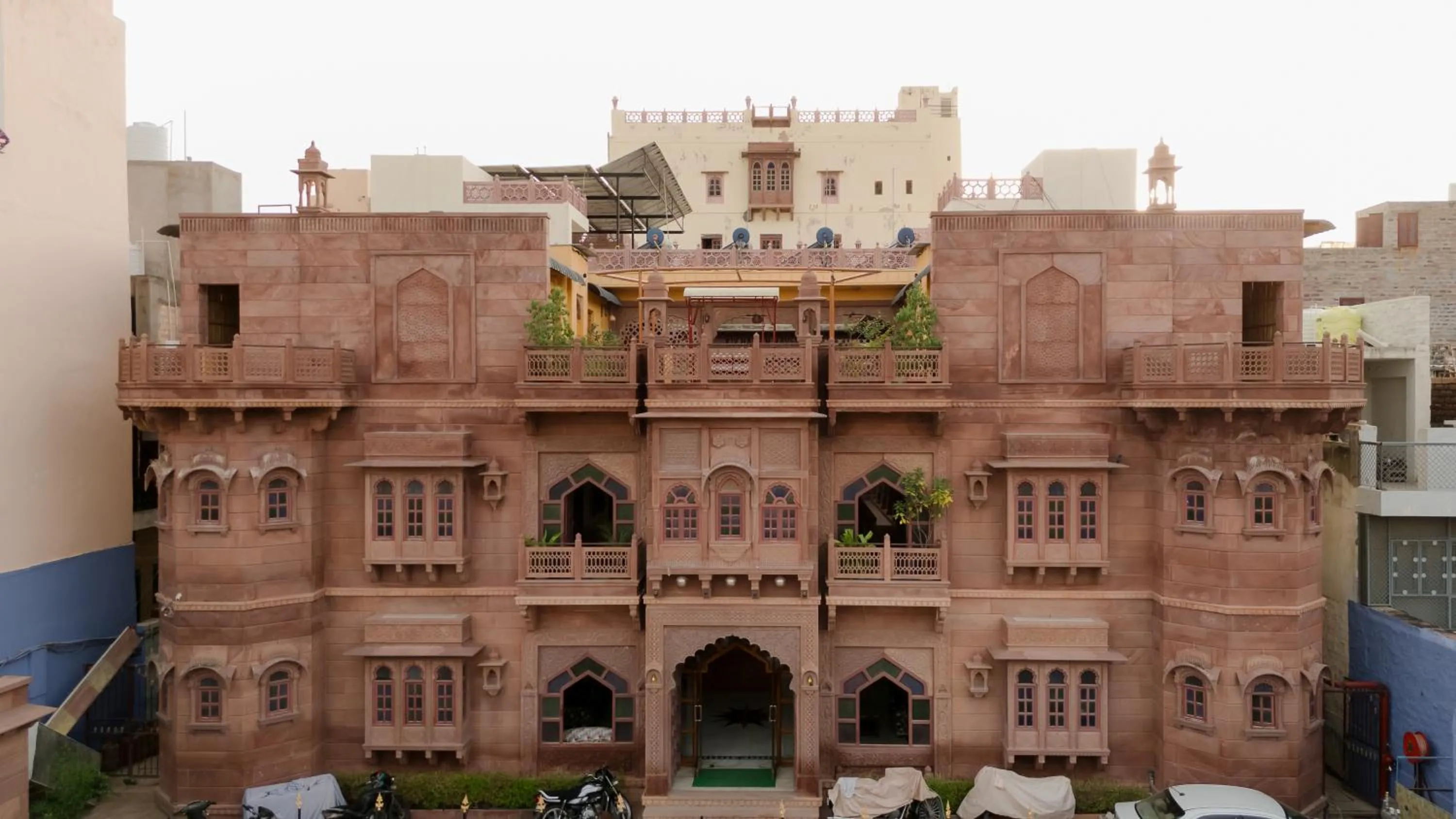 Property building in Heritage Kuchaman Haveli