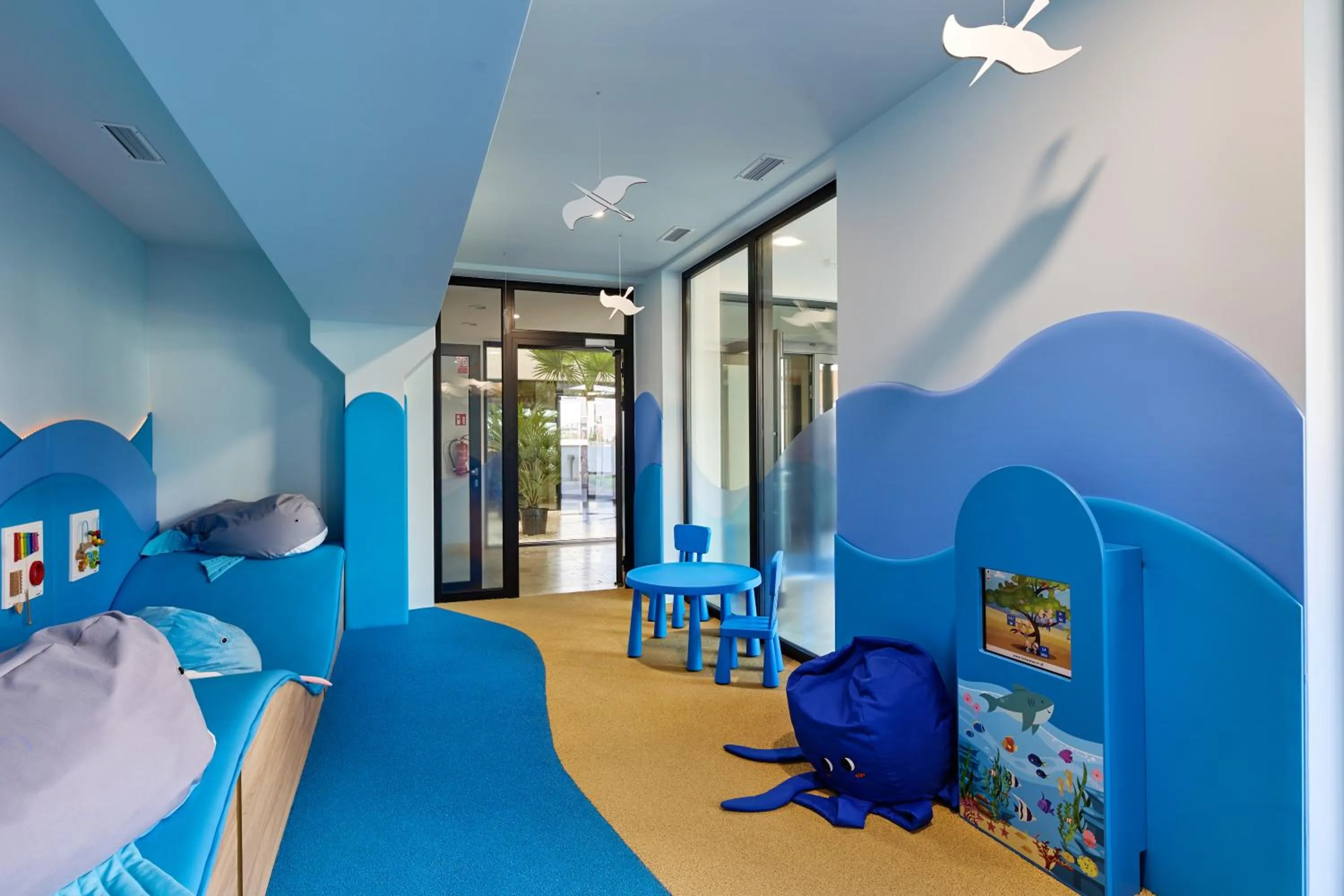 Seating area in Resort Baltic Waves Apartments - Pool & Spa