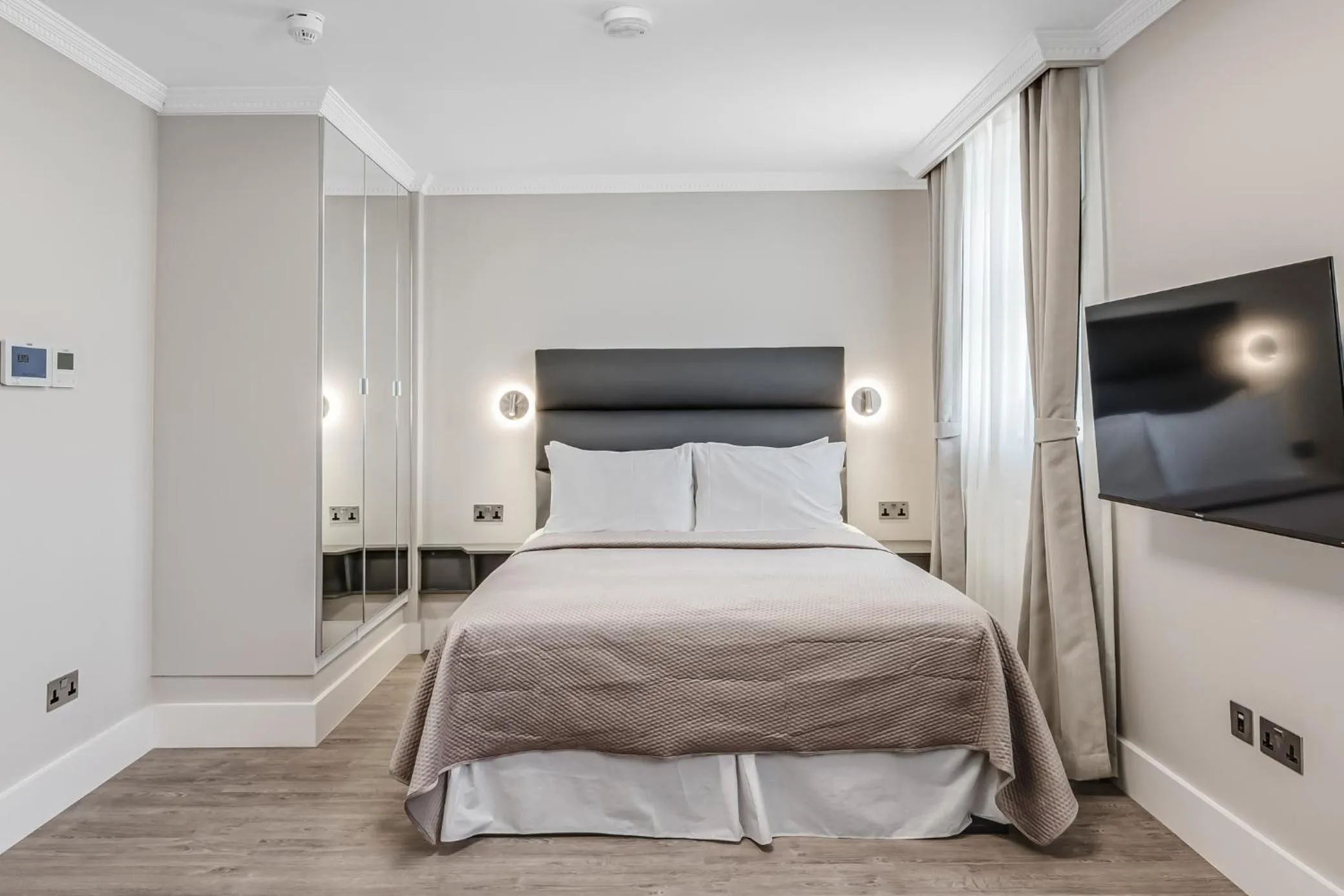 Bedroom, Bed in Cleveland Residences Bloomsbury