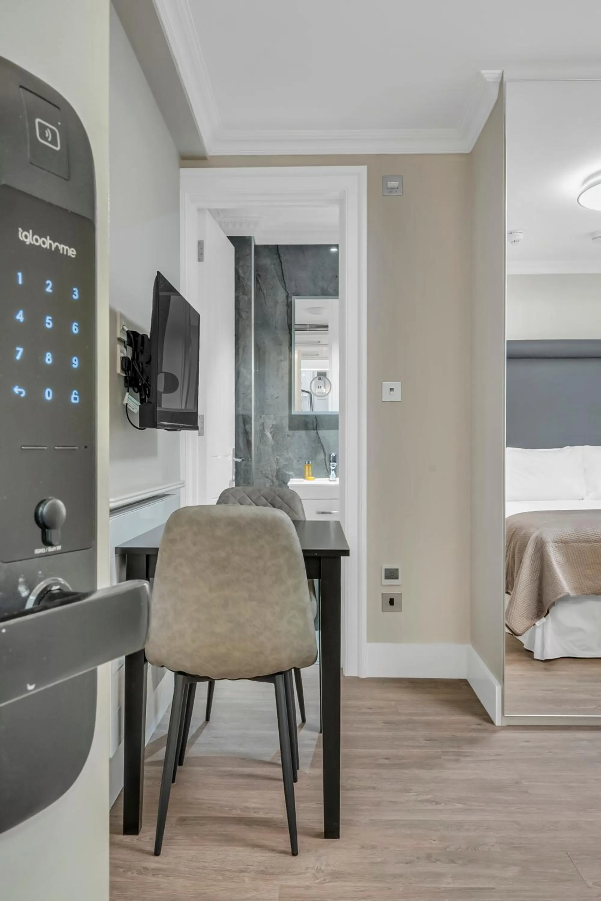 Seating area, Bed in Cleveland Residences Bloomsbury