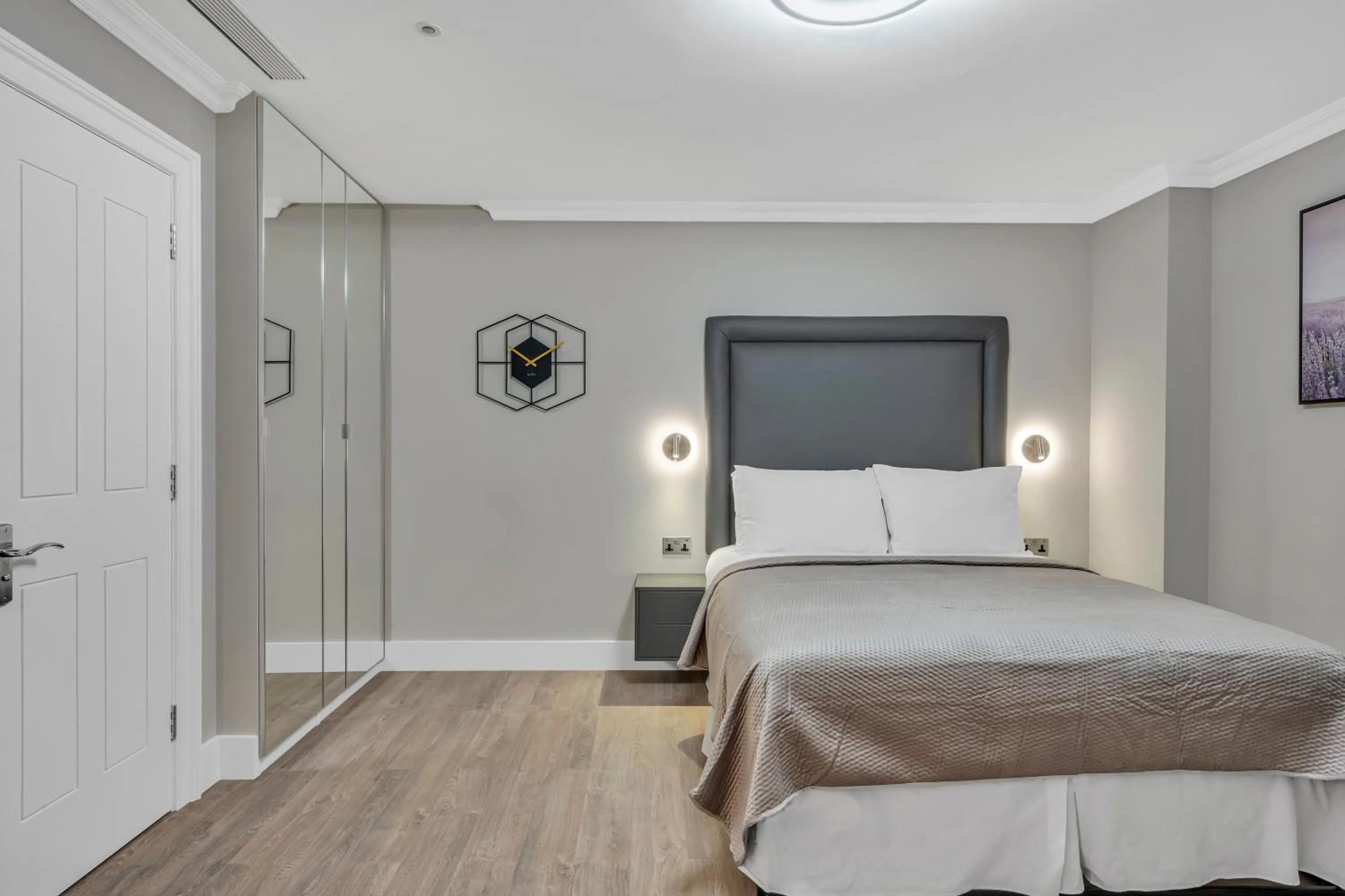 Bed in Cleveland Residences Bloomsbury