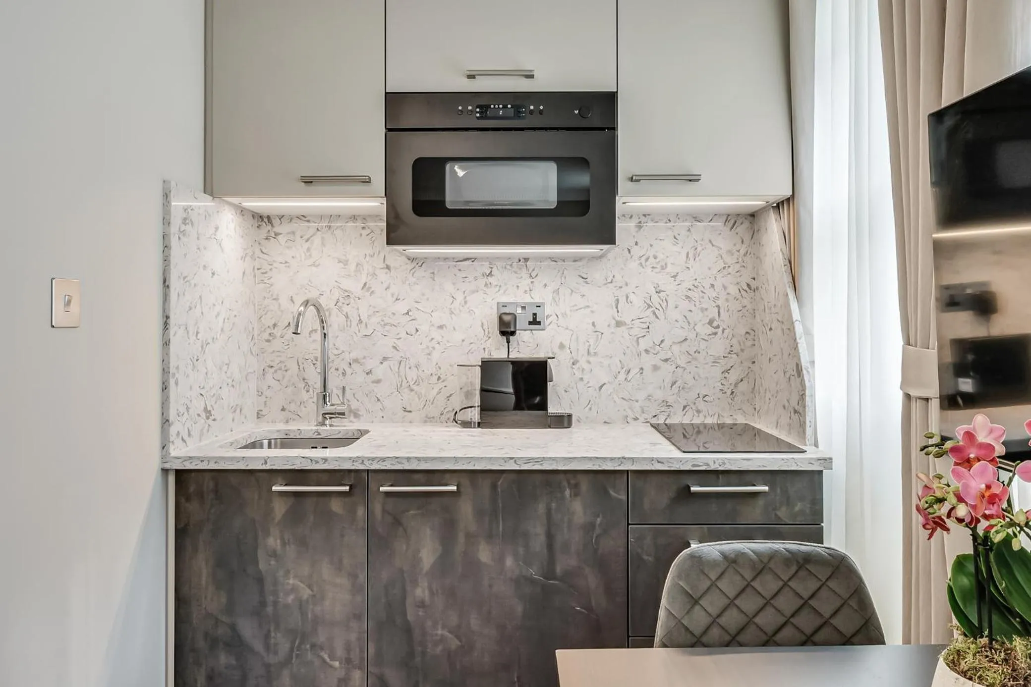 Kitchen or kitchenette in Cleveland Residences Bloomsbury