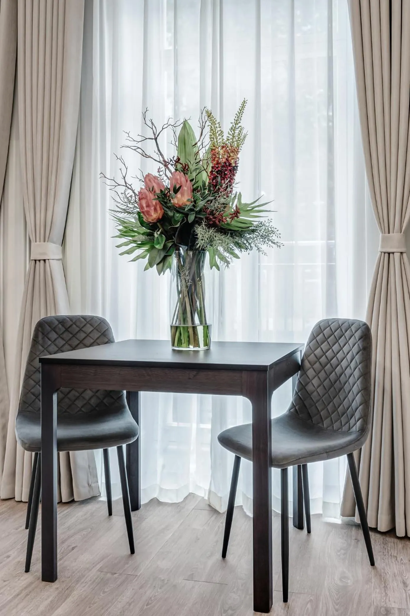 Dining area in Cleveland Residences Bloomsbury