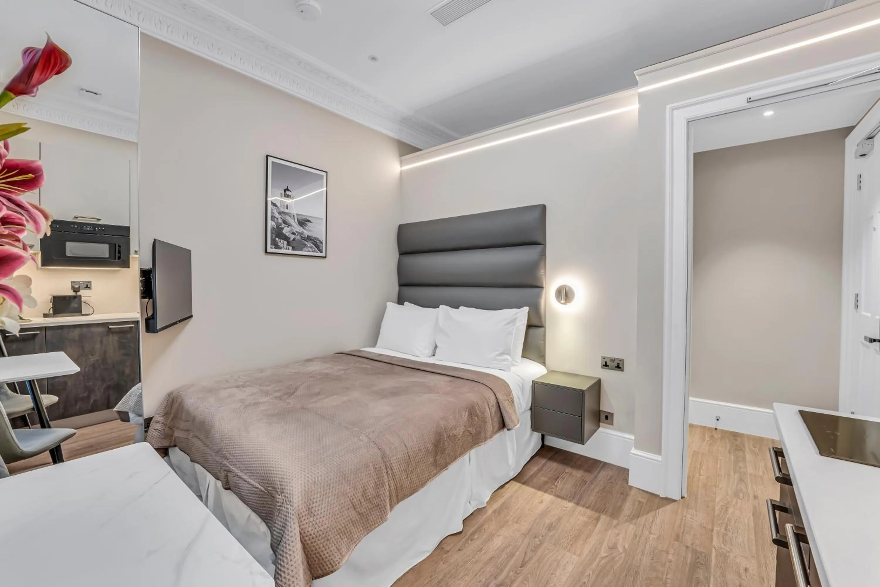 Bed in Cleveland Residences Bloomsbury