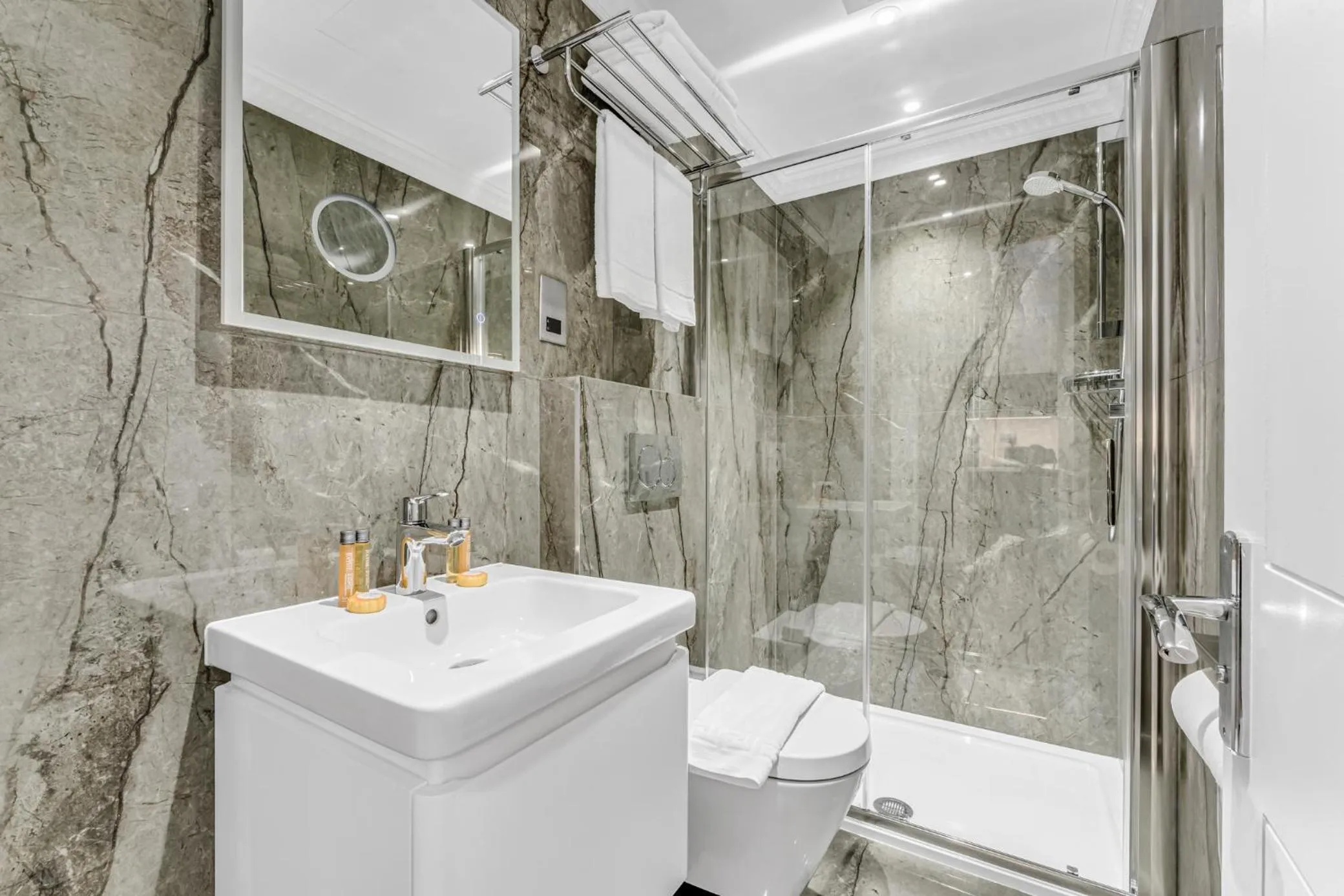 Bathroom in Cleveland Residences Bloomsbury