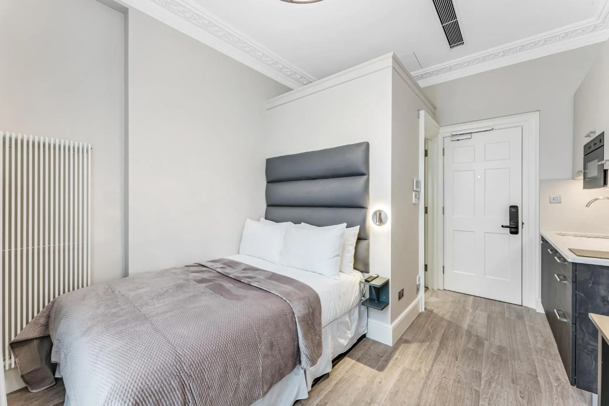 Bed in Cleveland Residences Bloomsbury