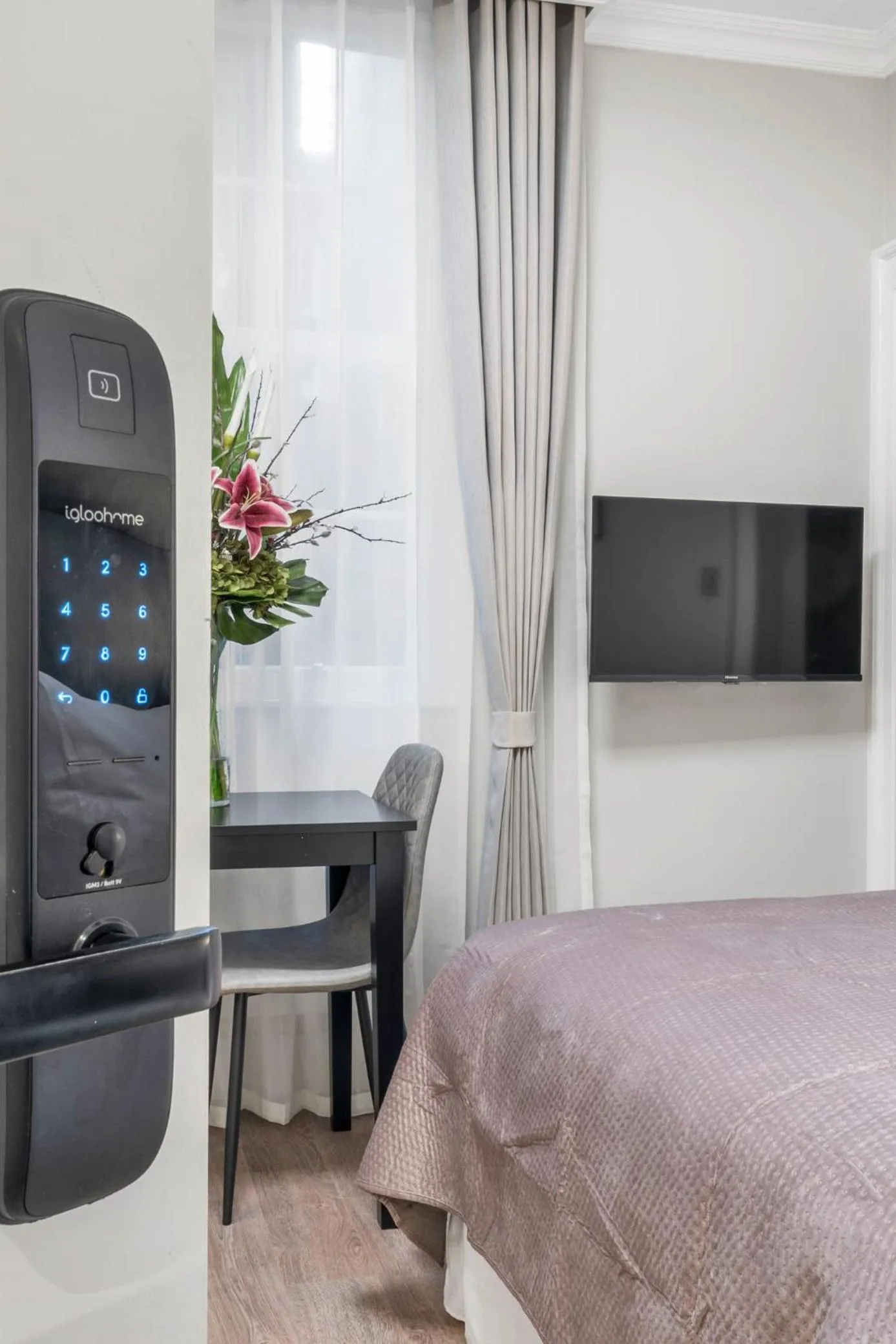 Bed in Cleveland Residences Bloomsbury