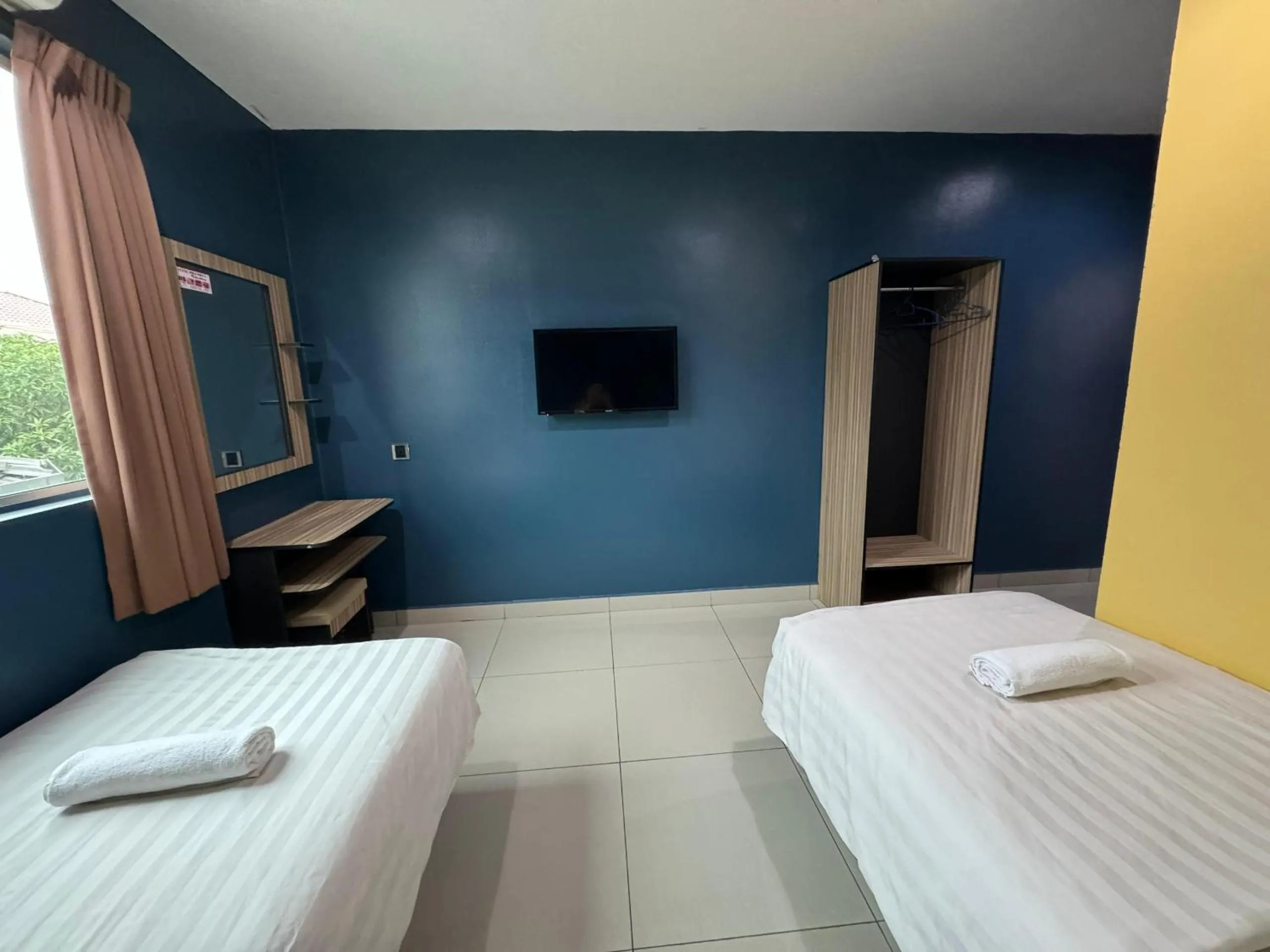 TV and multimedia, Bed in Hotel Pinji Ipoh