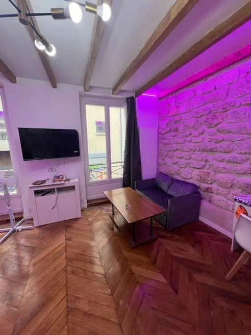Studio de charme centre paris 10 min de république
