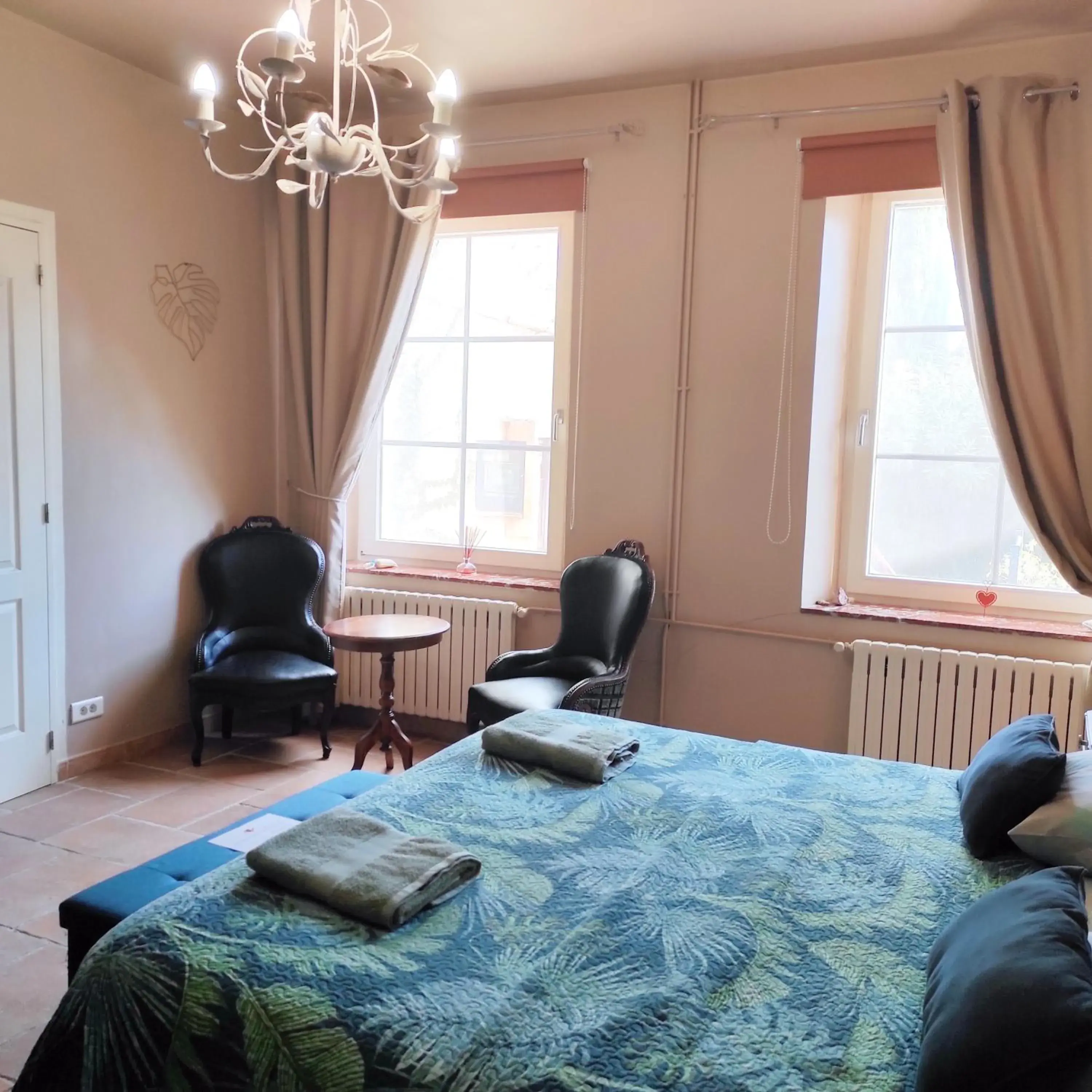 Large Double Room in Villa Angel - SPA Large Double Room in Villa Angel - SPA